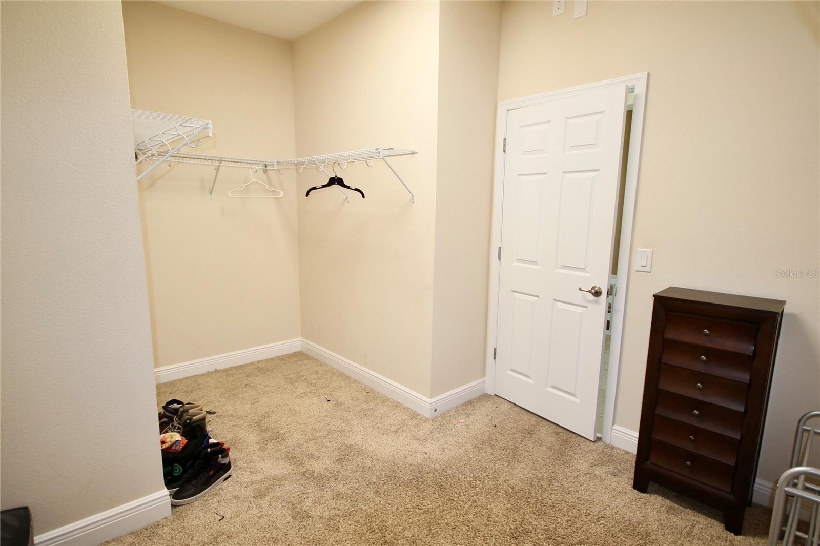 1073 CAVAN DR, APOPKA, FL, 32703