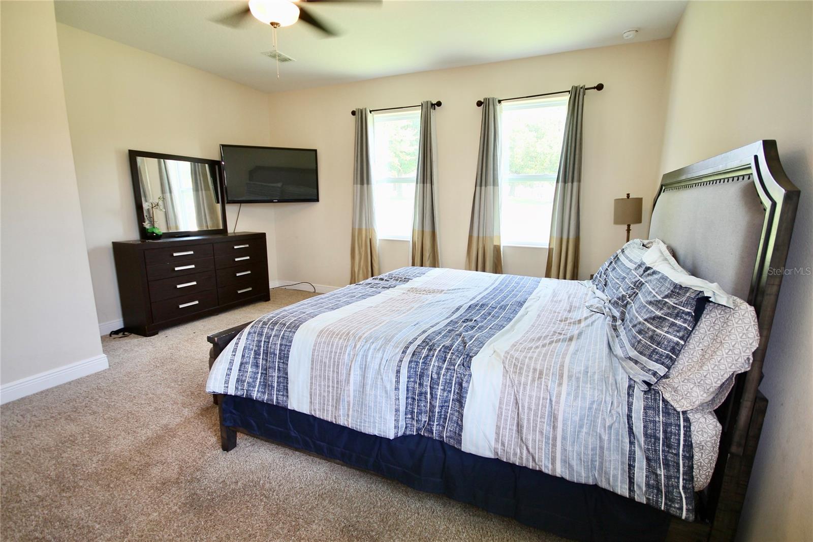 1073 CAVAN DR, APOPKA, FL, 32703