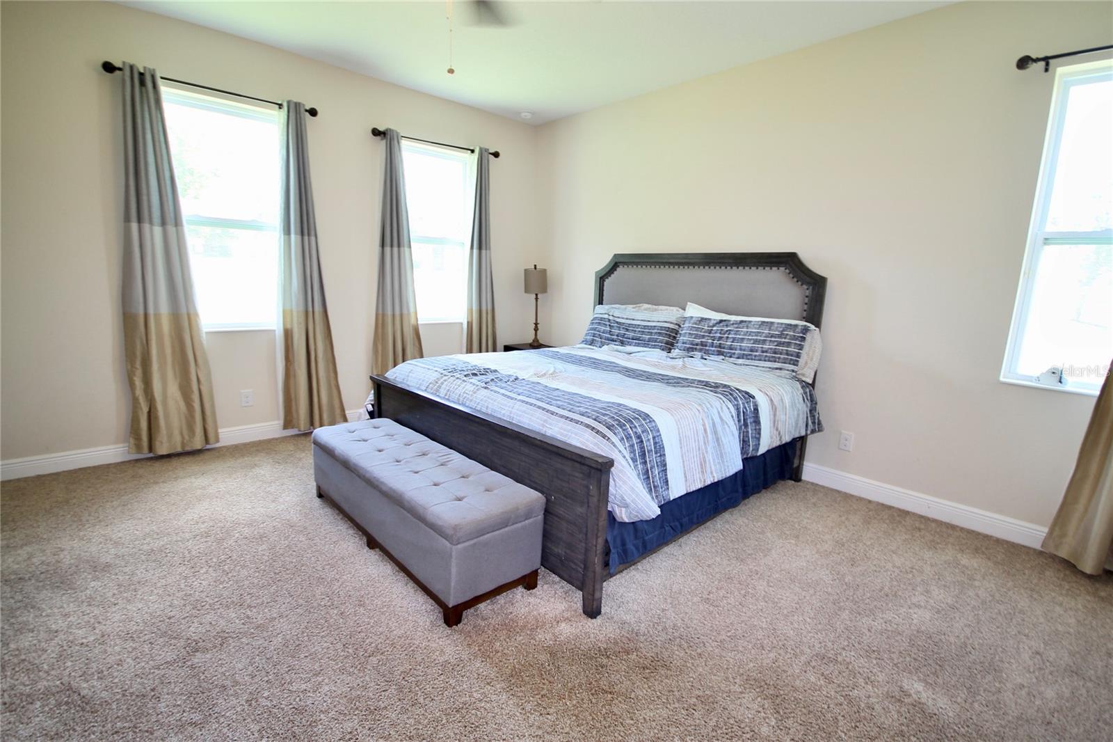 1073 CAVAN DR, APOPKA, FL, 32703