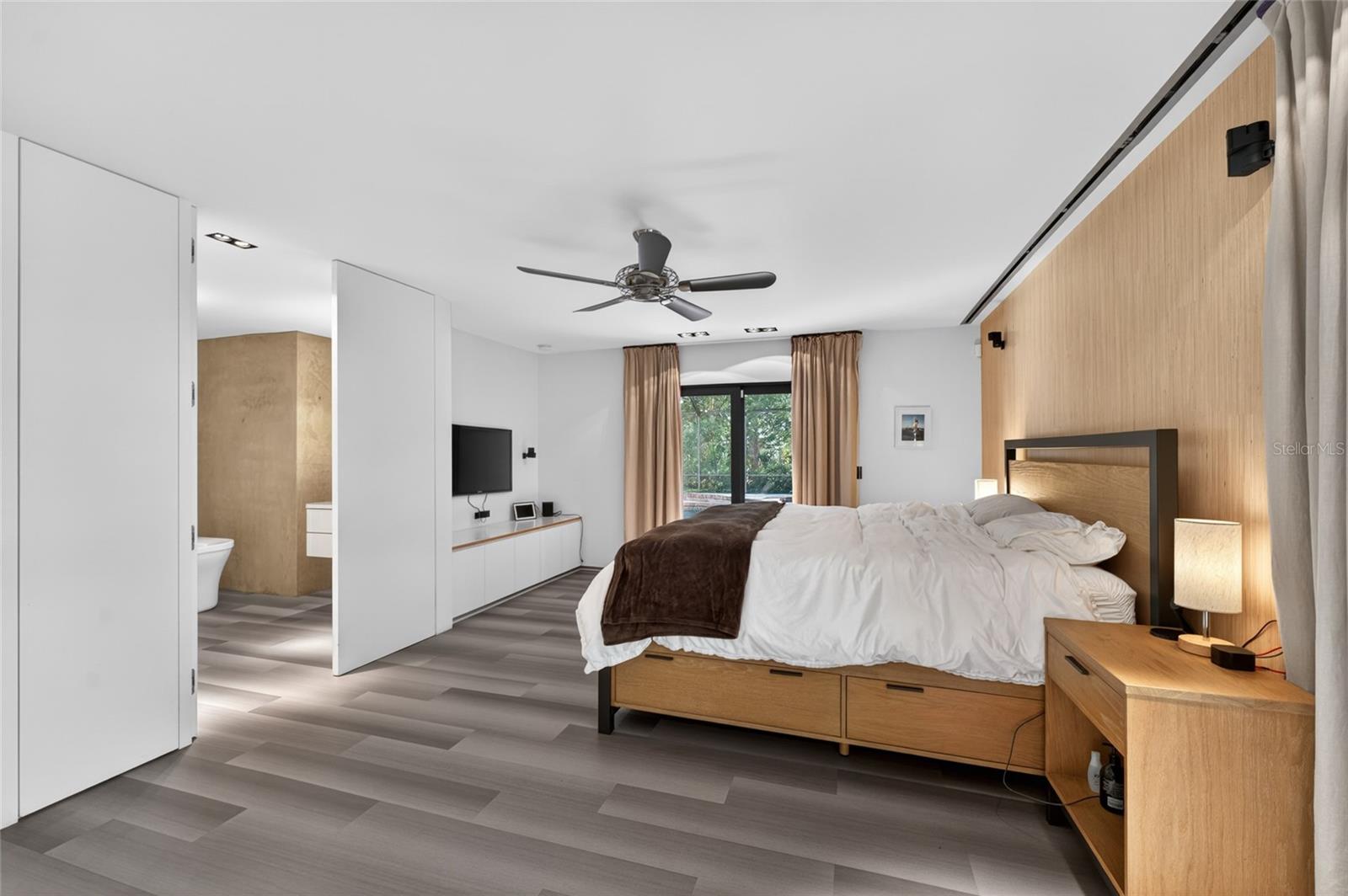 5425 SADDLEBROOK WAY, WESLEY CHAPEL, FL, 33543