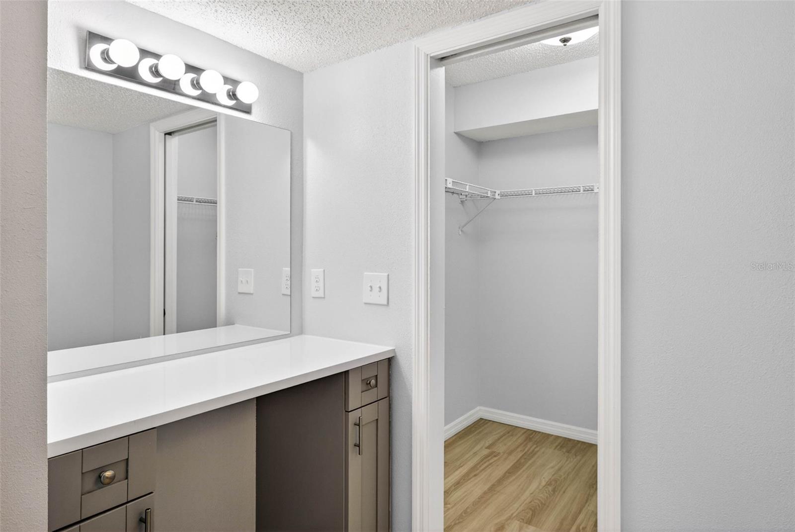 5197 SILENT LOOP #124, NEW PORT RICHEY, FL, 34652