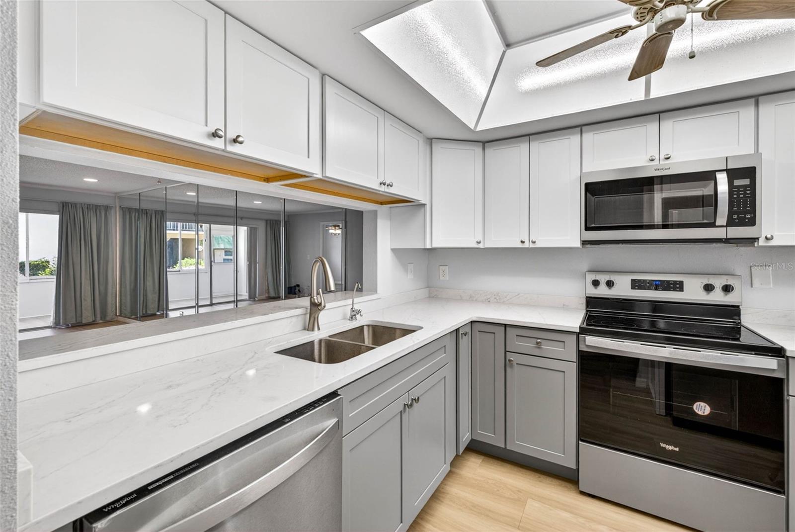 5197 SILENT LOOP #124, NEW PORT RICHEY, FL, 34652
