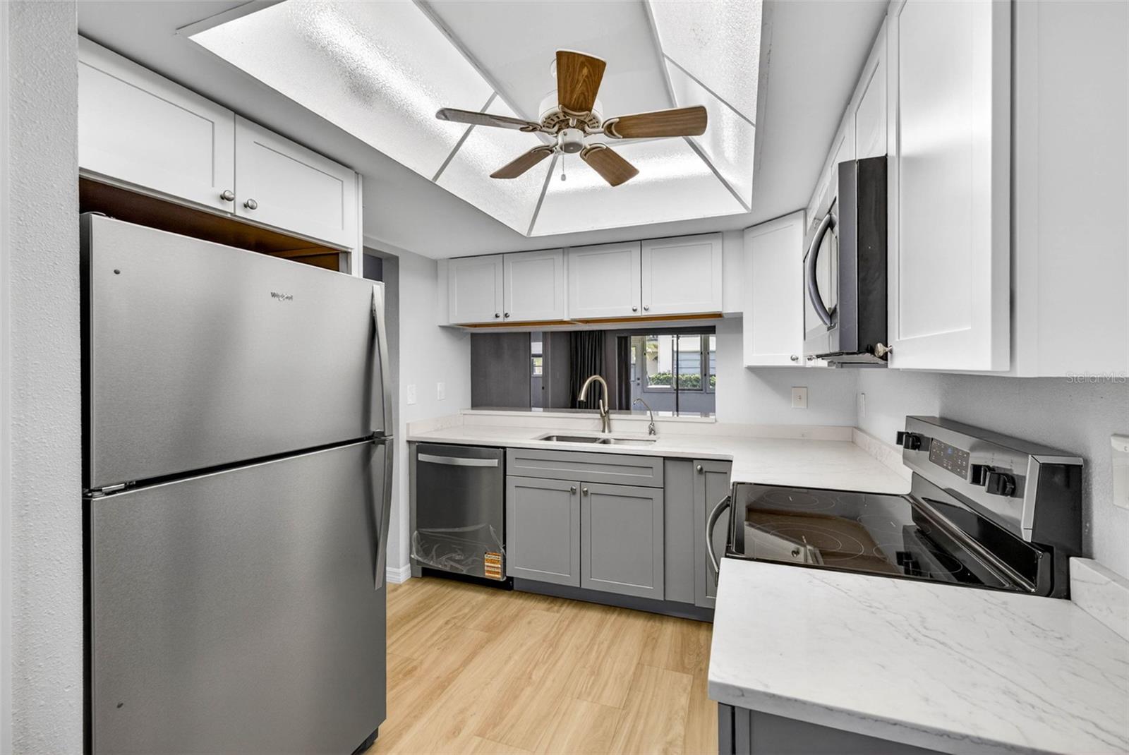 5197 SILENT LOOP #124, NEW PORT RICHEY, FL, 34652