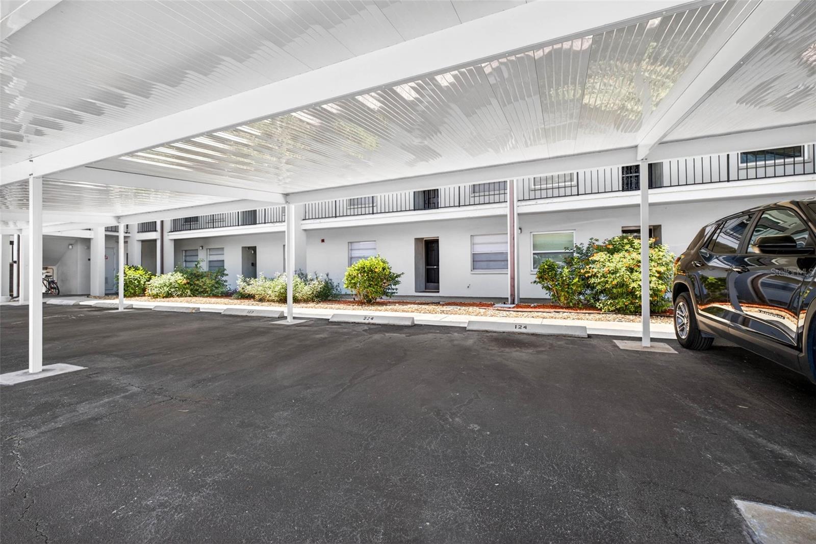 5197 SILENT LOOP #124, NEW PORT RICHEY, FL, 34652
