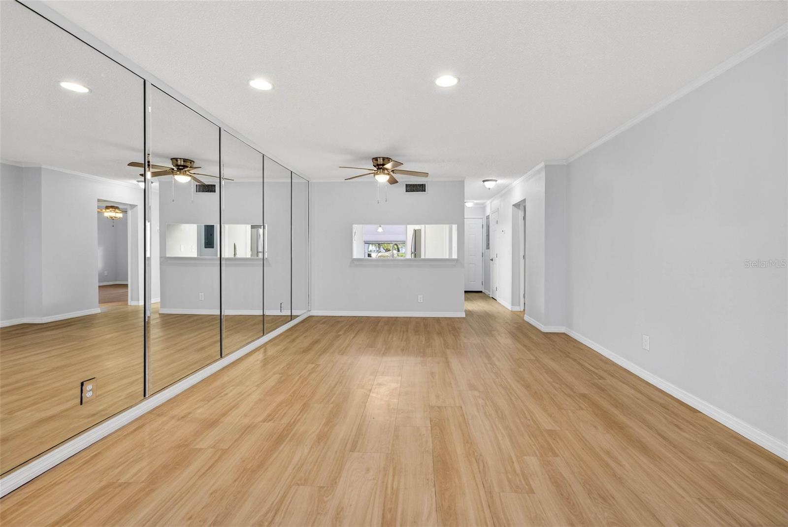 5197 SILENT LOOP #124, NEW PORT RICHEY, FL, 34652