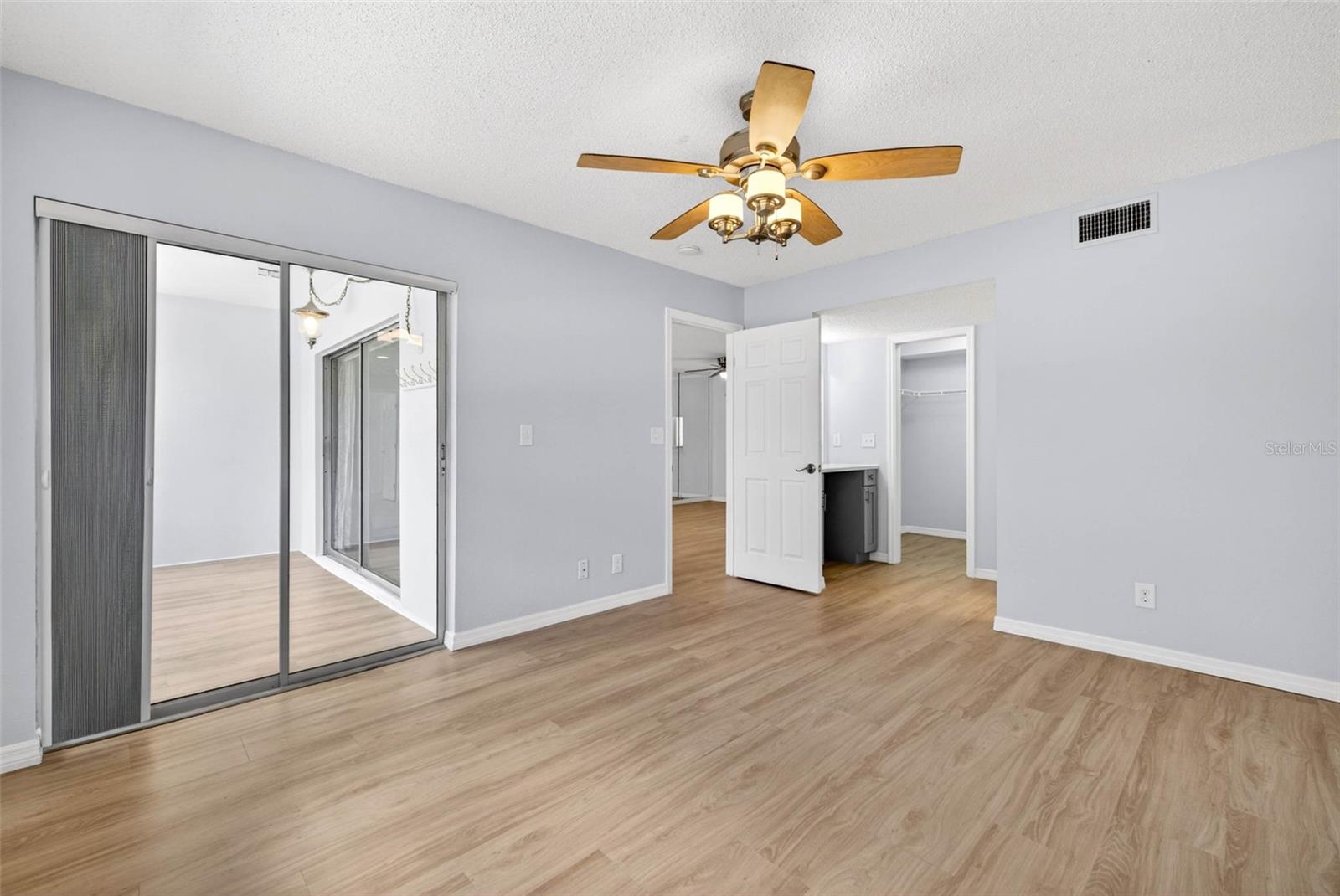 5197 SILENT LOOP #124, NEW PORT RICHEY, FL, 34652