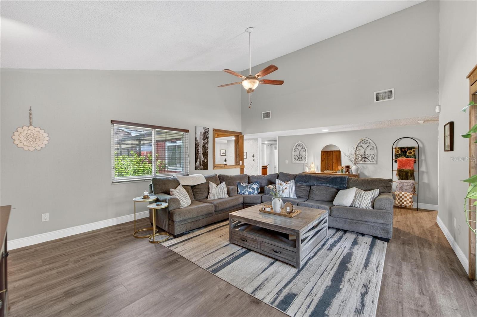 2711 BELLWOOD DR, BRANDON, FL, 33511