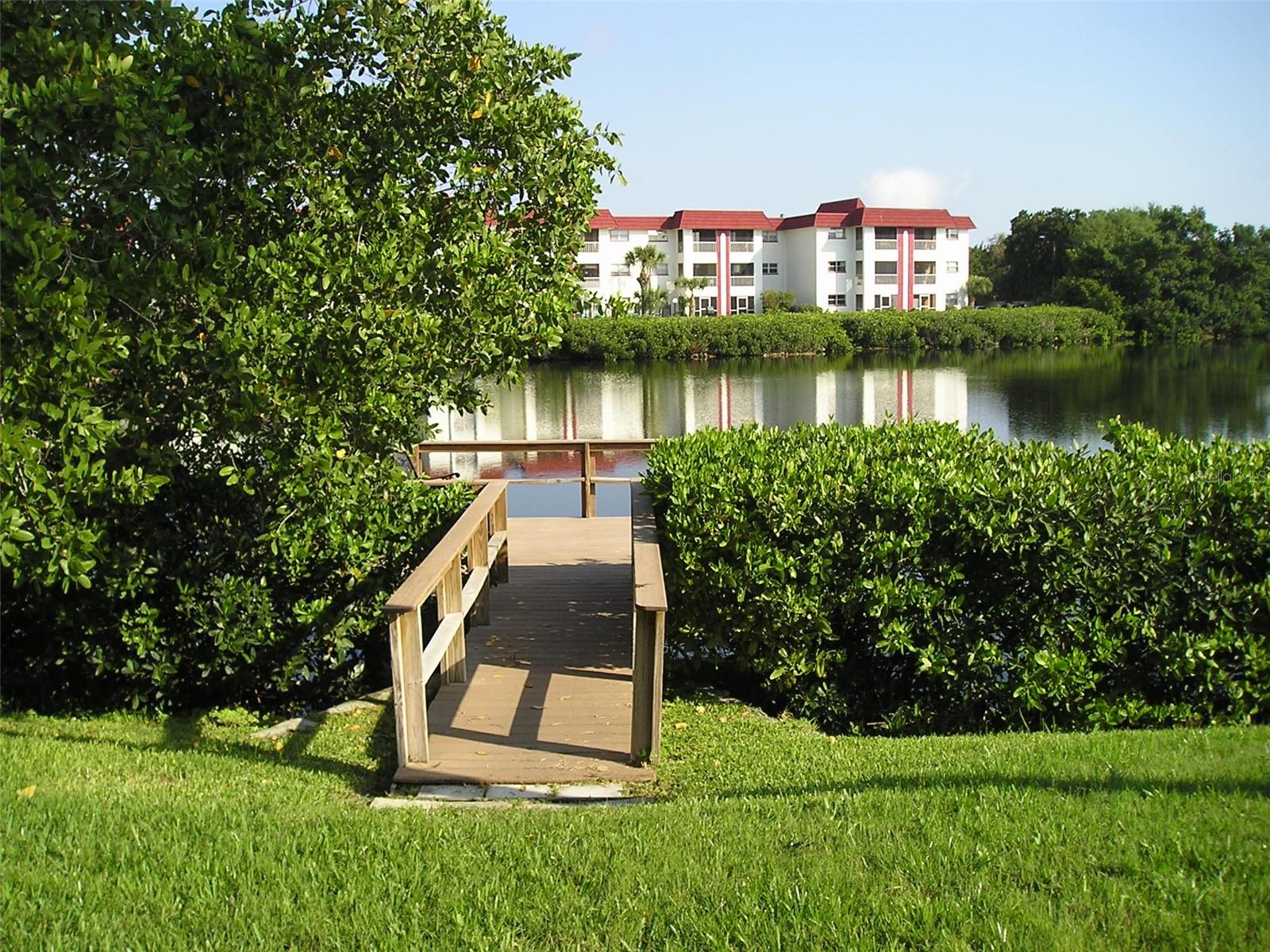 4570 OVERLOOK DR NE #283, ST PETERSBURG, FL, 33703
