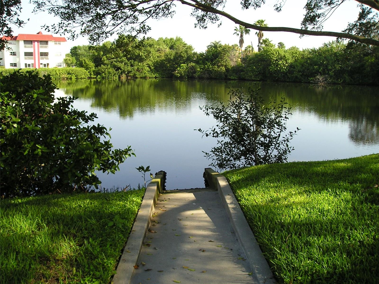 4570 OVERLOOK DR NE #283, ST PETERSBURG, FL, 33703