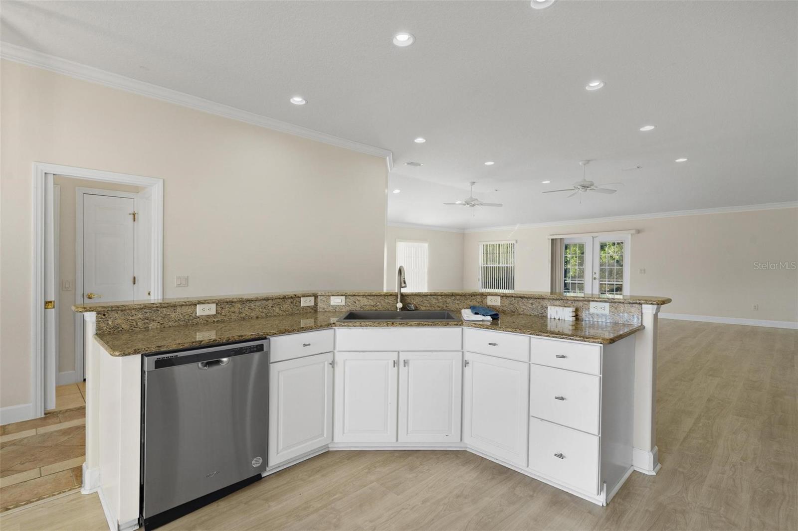 5009 HARBOR HTS, LADY LAKE, FL, 32159