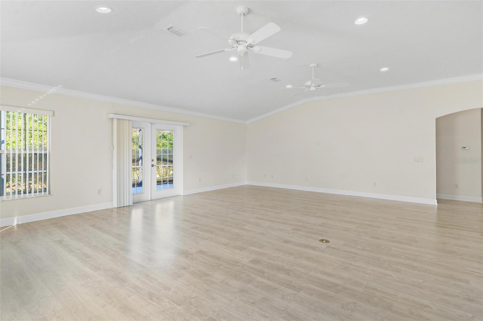 5009 HARBOR HTS, LADY LAKE, FL, 32159