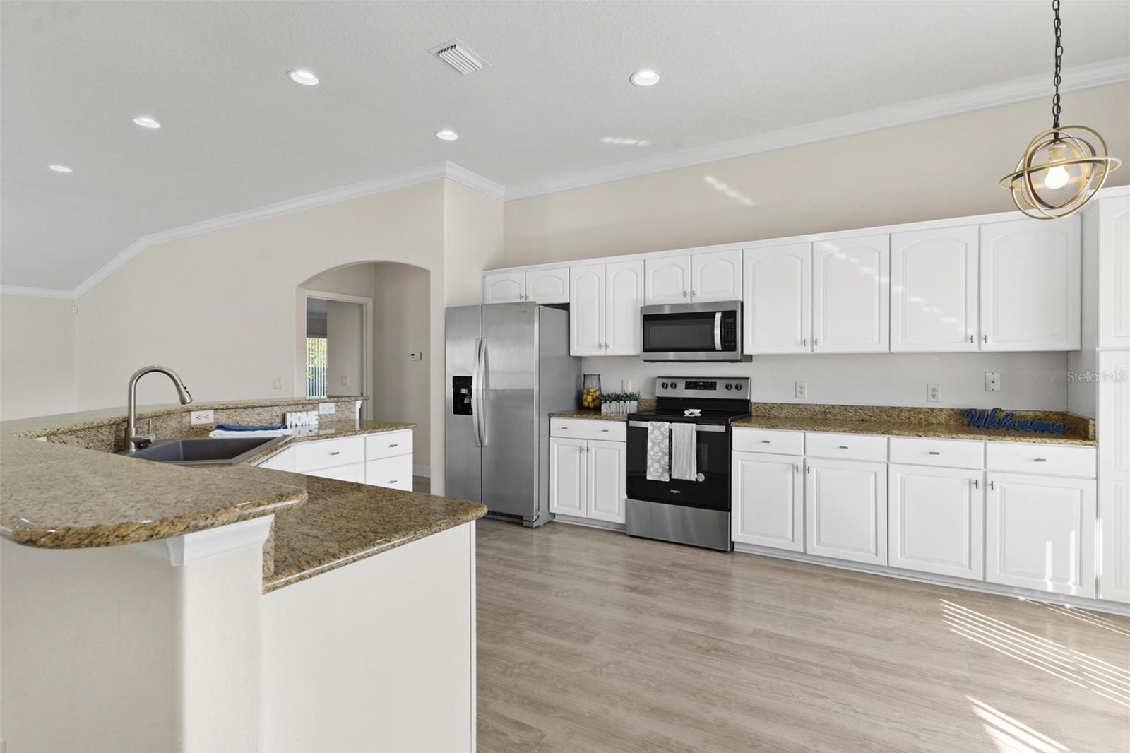 5009 HARBOR HTS, LADY LAKE, FL, 32159
