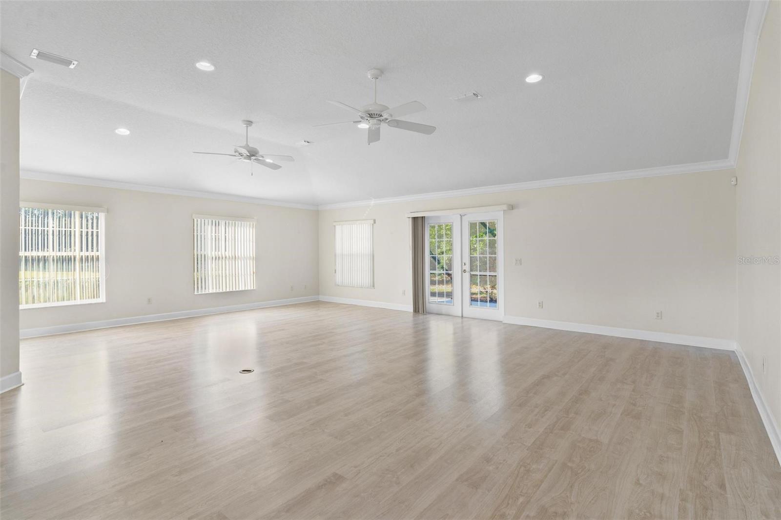 5009 HARBOR HTS, LADY LAKE, FL, 32159