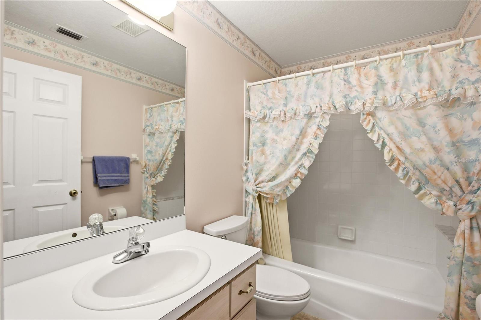 2223 VANTAGE TRCE, SEBRING, FL, 33872