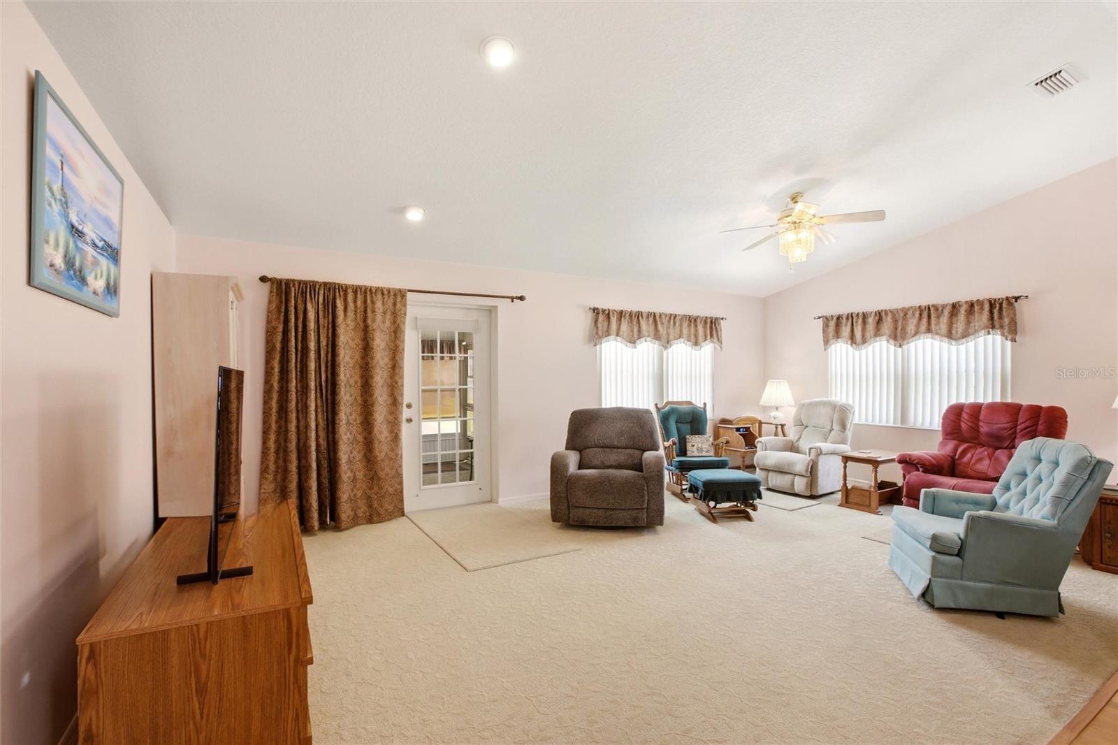 2223 VANTAGE TRCE, SEBRING, FL, 33872