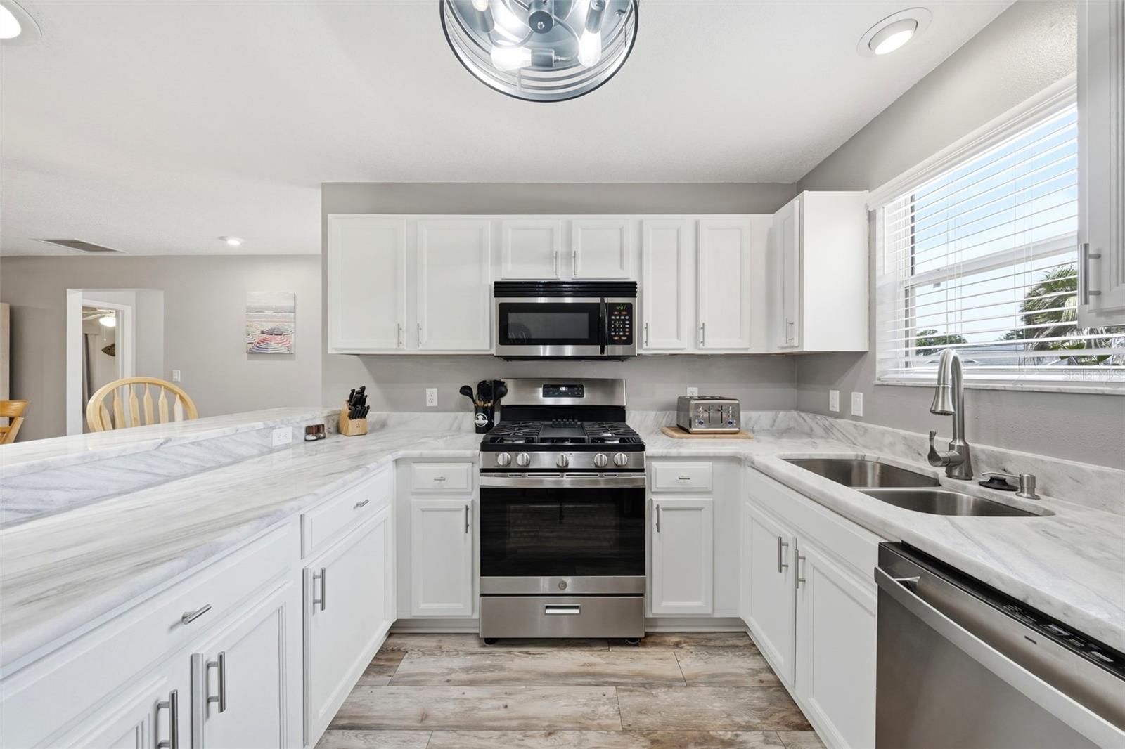 8142 SE 175TH COLUMBIA PL, THE VILLAGES, FL, 32162