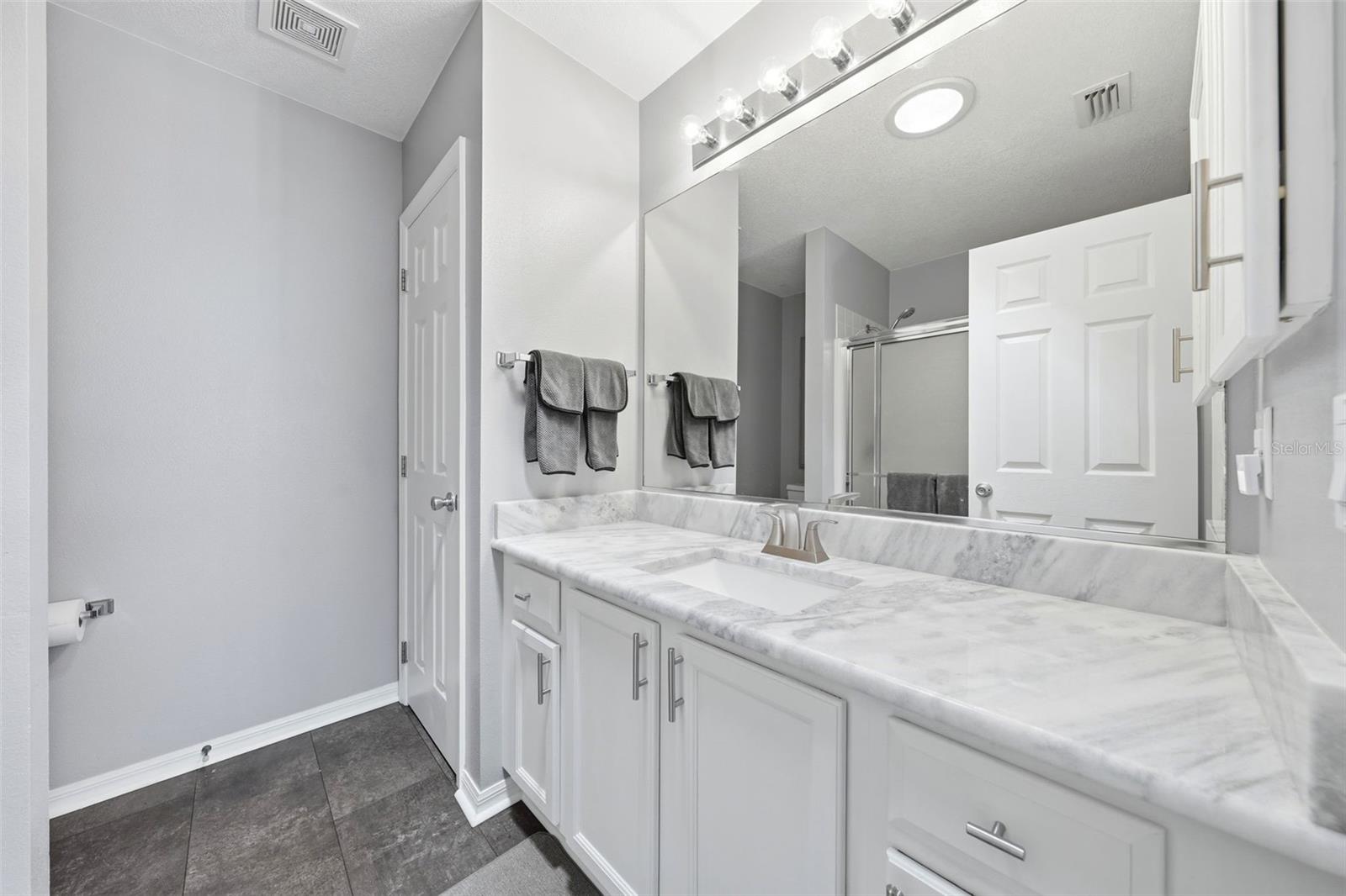 8142 SE 175TH COLUMBIA PL, THE VILLAGES, FL, 32162