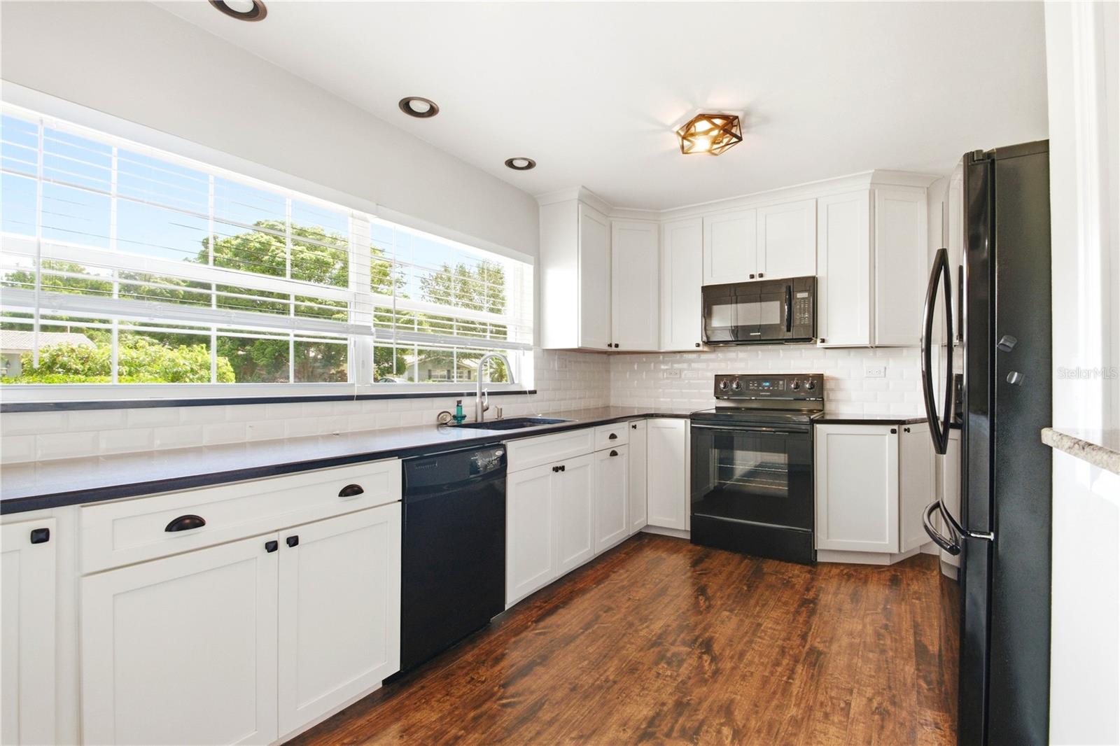 2337 BLACK OAK LN, CLEARWATER, FL, 33763