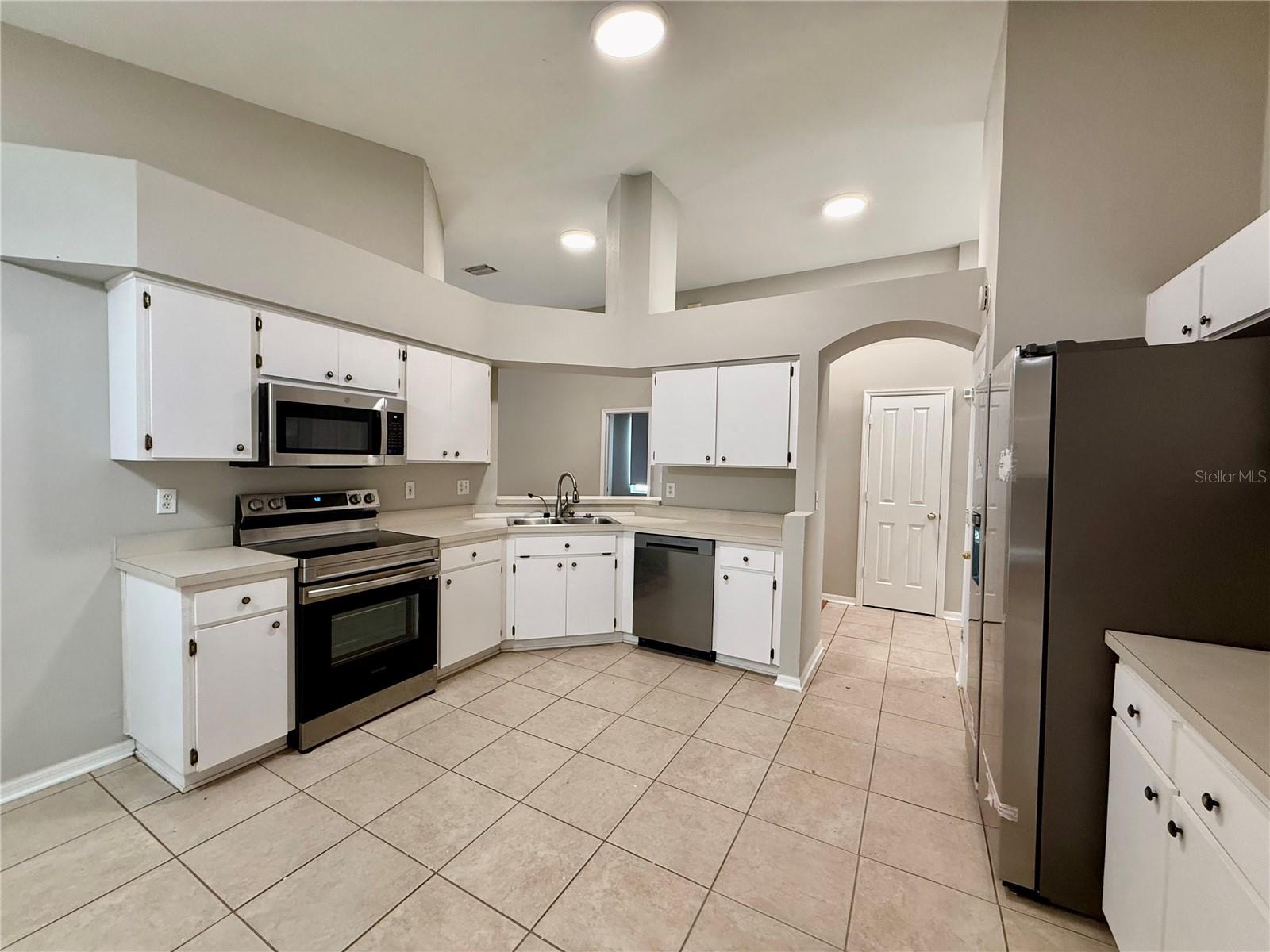 5403 LINDBURG ST, RIVERVIEW, FL, 33578