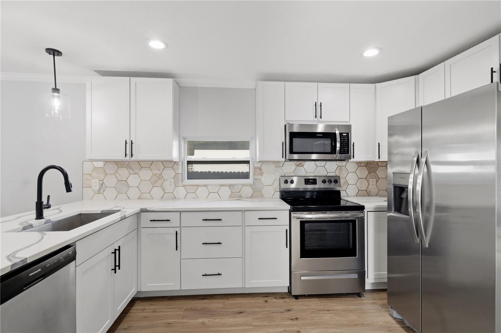 2623 E 38TH AVE, TAMPA, FL, 33610
