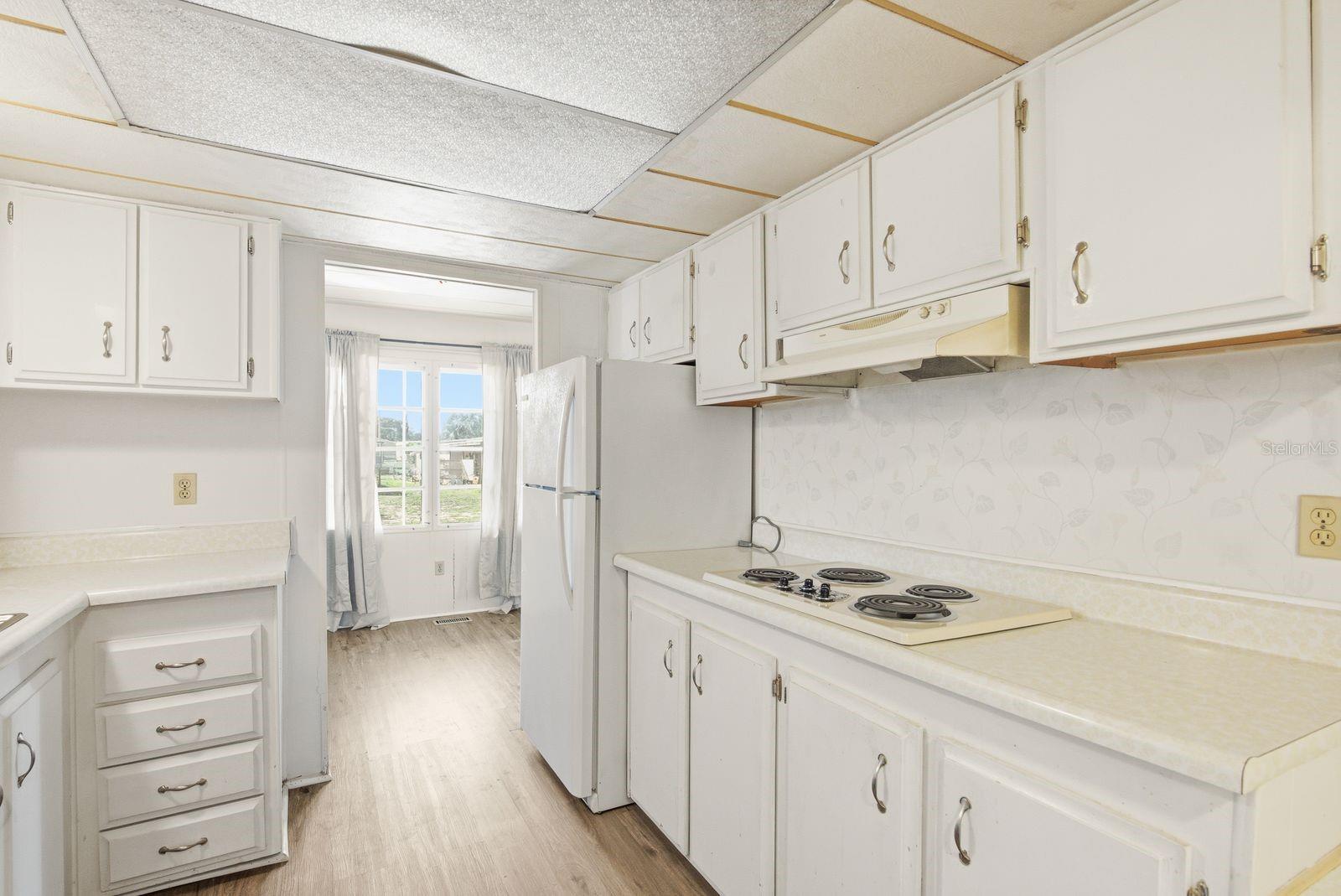 7557 FAIRLANE AVE, BROOKSVILLE, FL, 34613