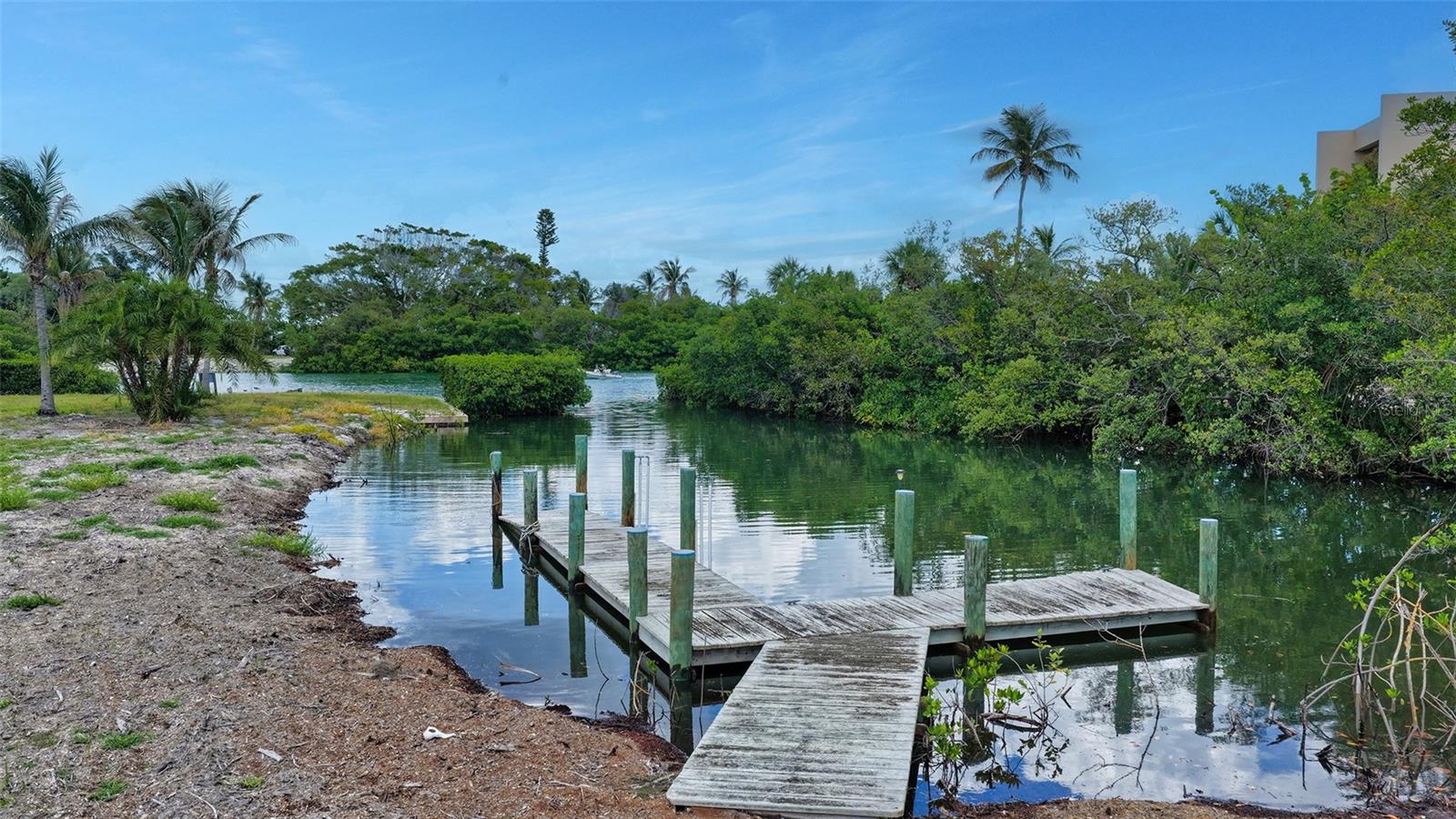 6660 & 6664 & 6670 GULF OF MEXICO DR, LONGBOAT KEY, FL, 34228