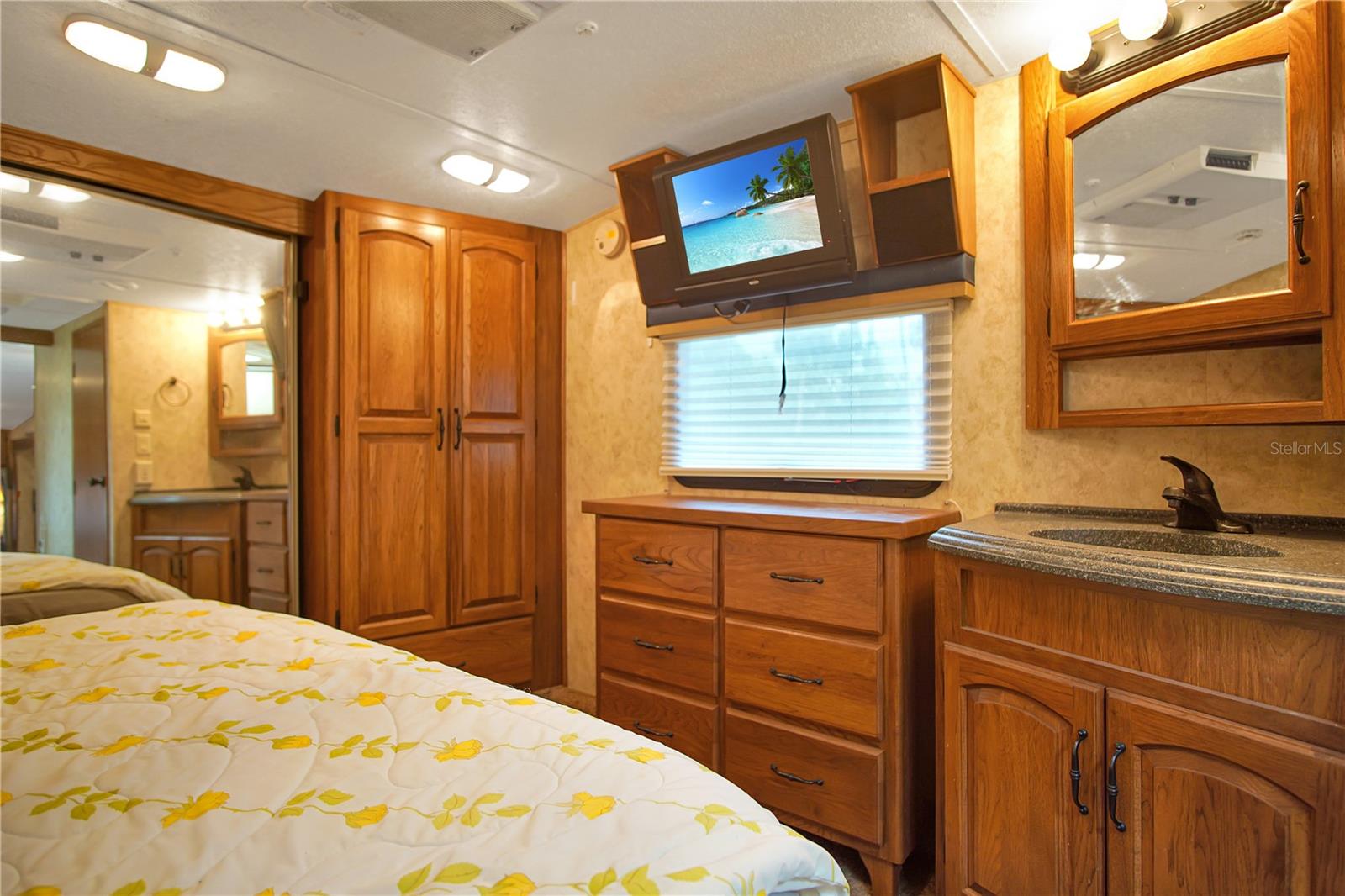 1030 W LAKE MARION RD #4, HAINES CITY, FL, 33844