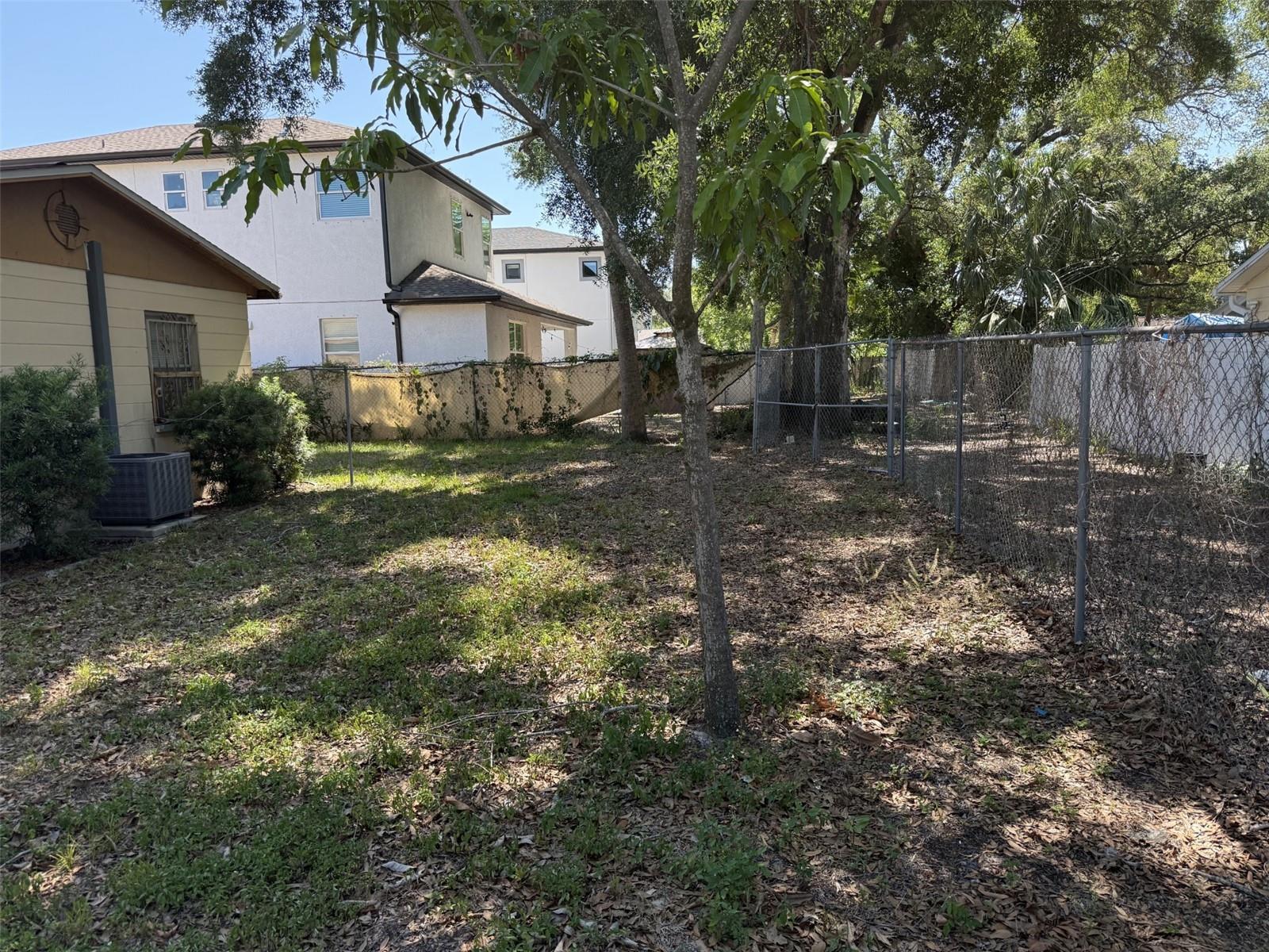 2209 E 18TH AVE, TAMPA, FL, 33605