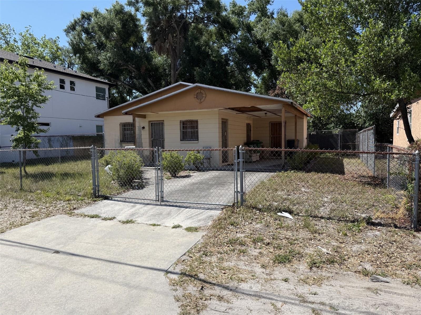 2209 E 18TH AVE, TAMPA, FL, 33605