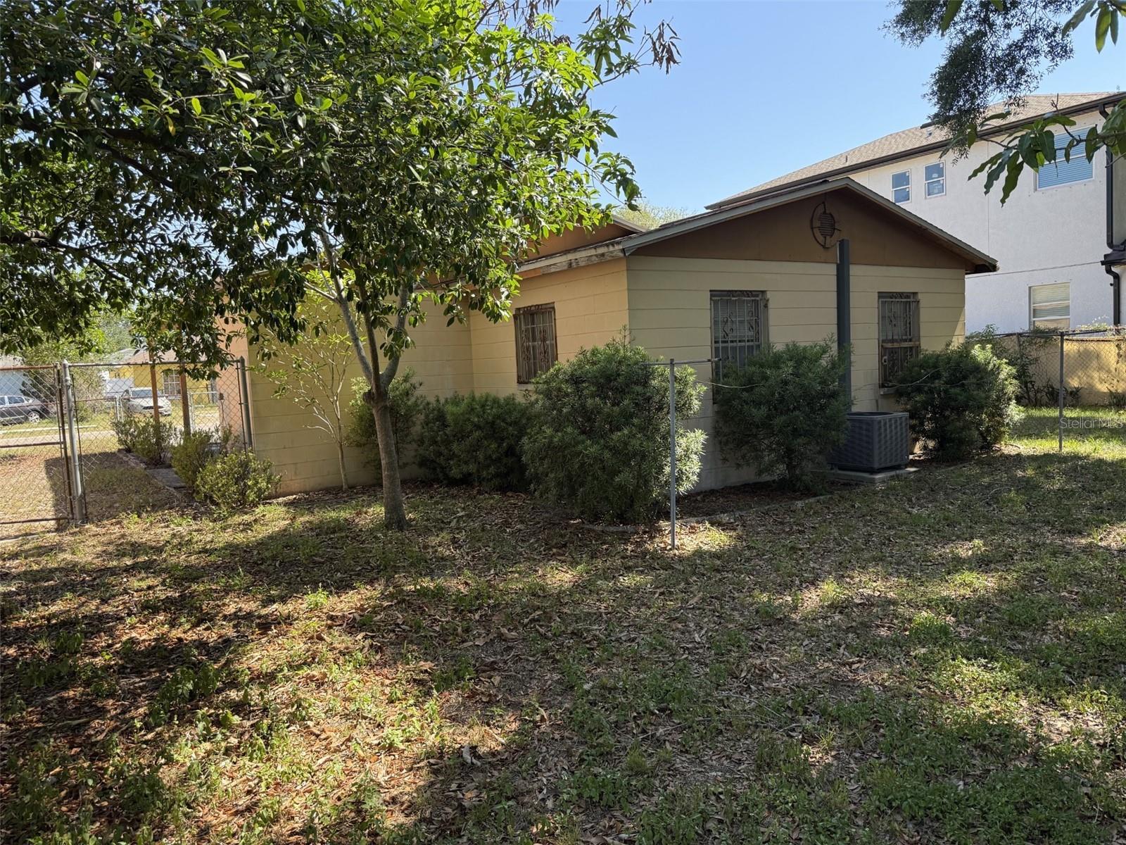2209 E 18TH AVE, TAMPA, FL, 33605