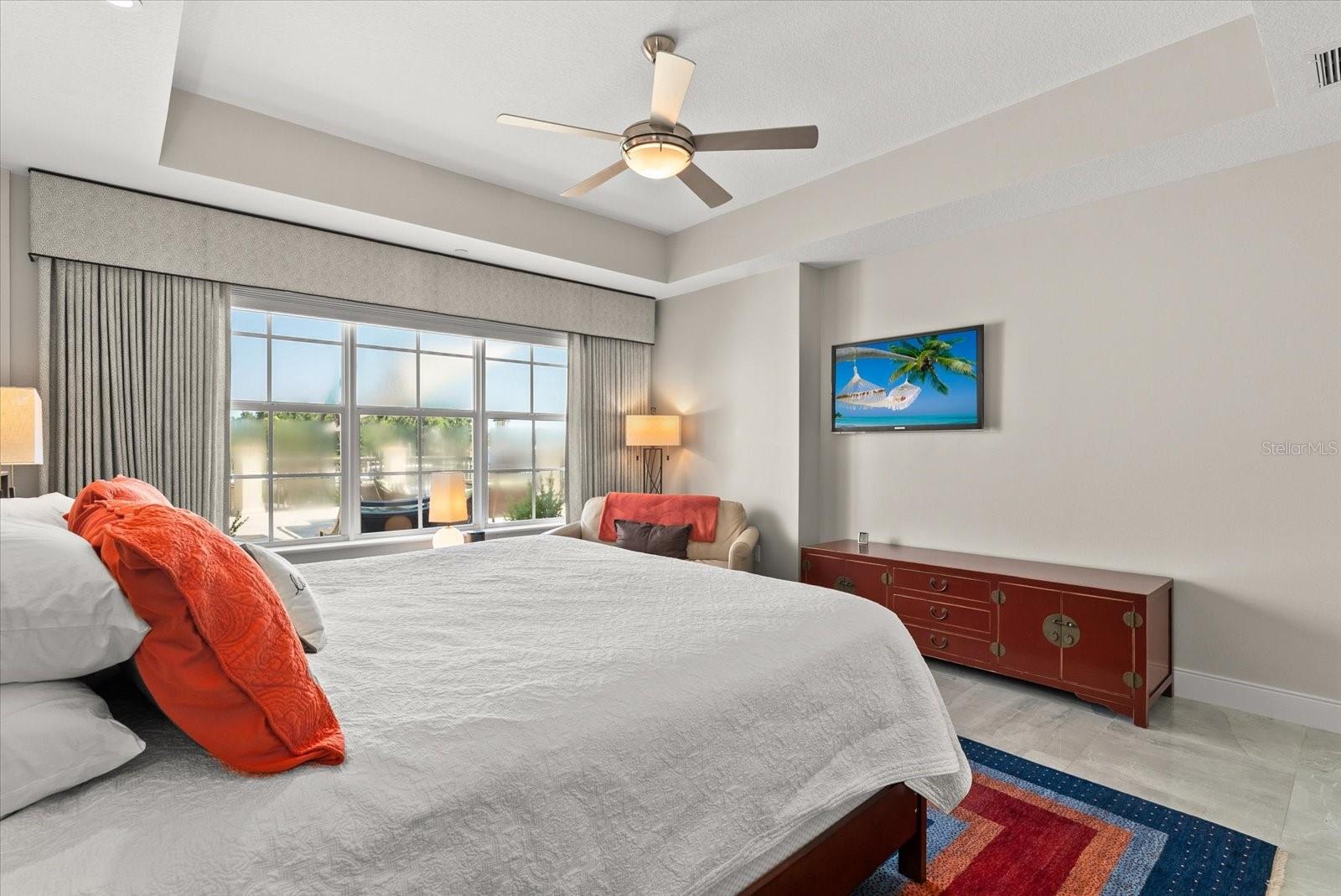 888 S ORANGE AVE #2C, SARASOTA, FL, 34236