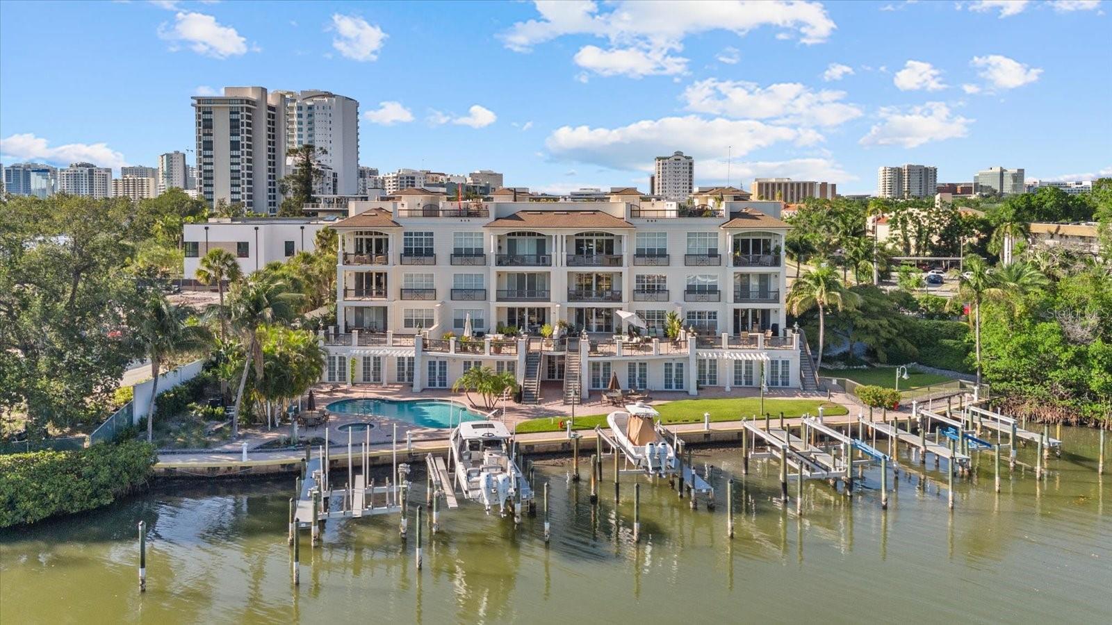 888 S ORANGE AVE #2C, SARASOTA, FL, 34236