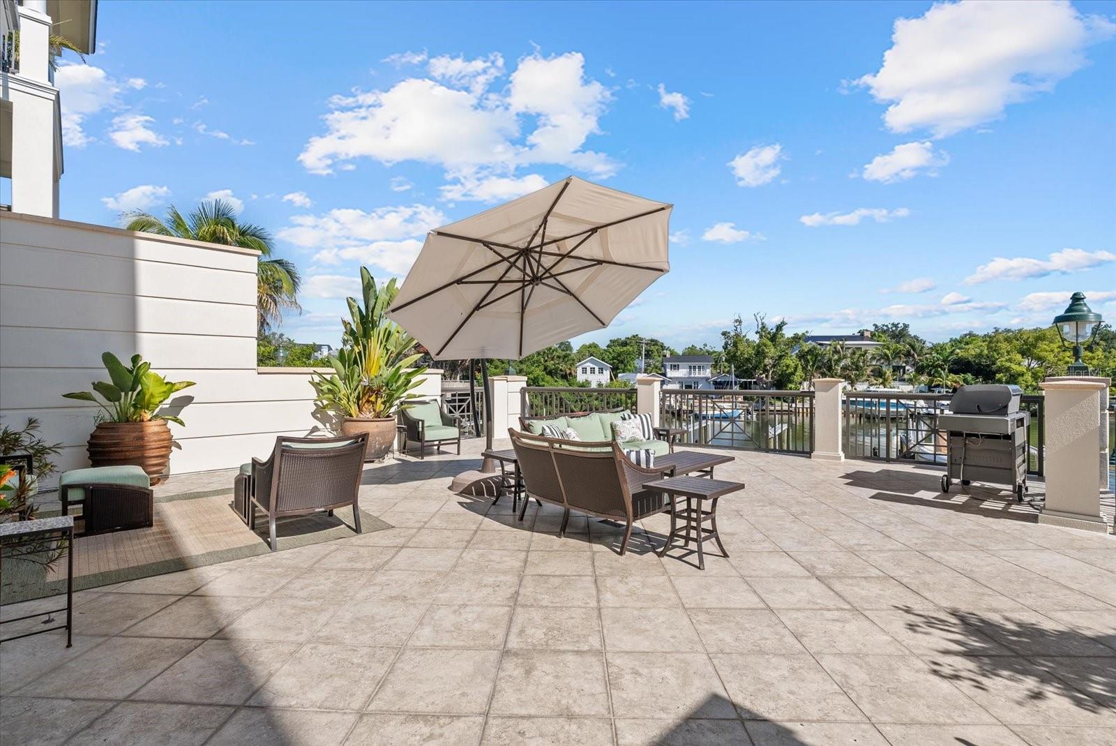 888 S ORANGE AVE #2C, SARASOTA, FL, 34236