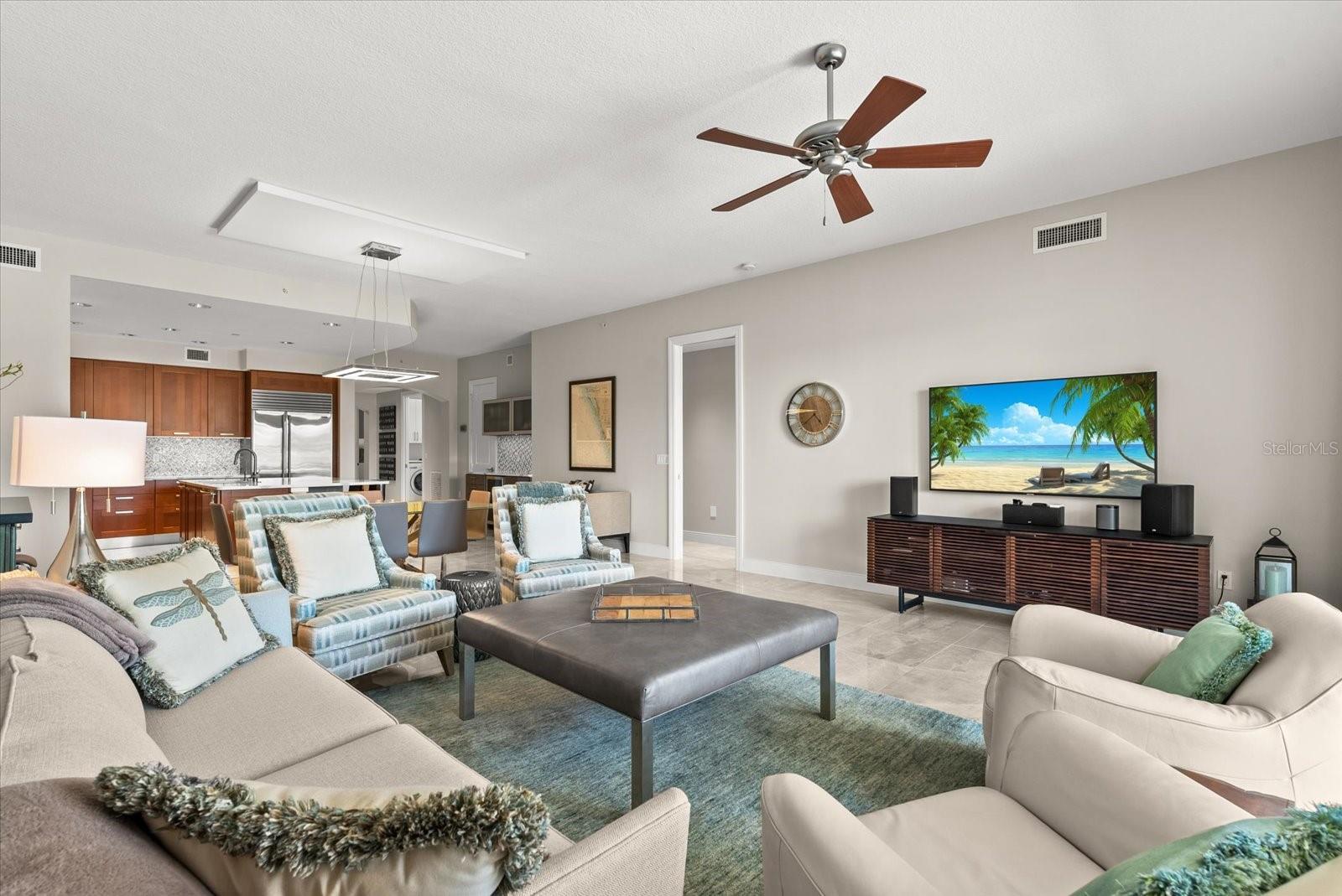 888 S ORANGE AVE #2C, SARASOTA, FL, 34236