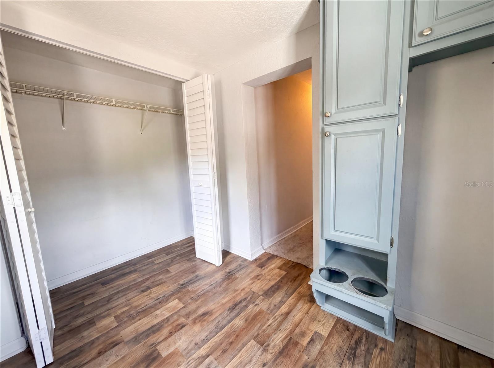 2228 N ORANGE AVE, SARASOTA, FL, 34234