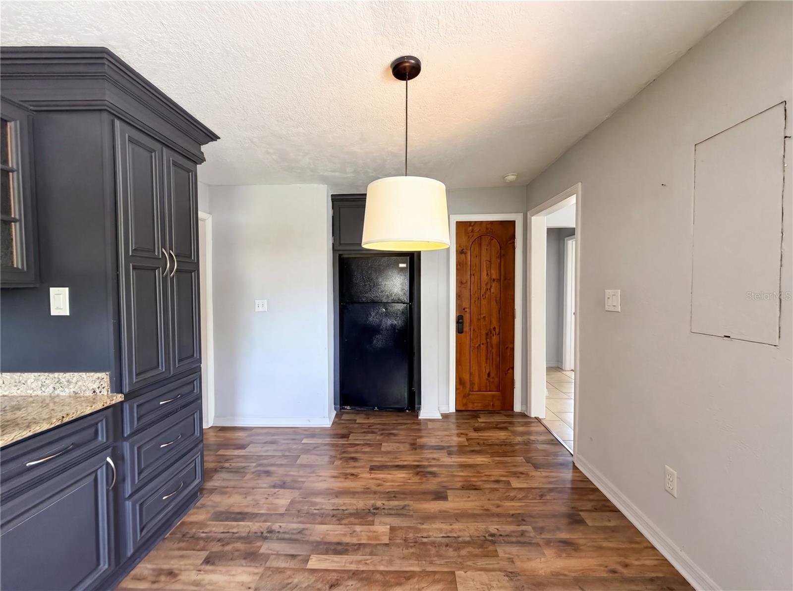 2228 N ORANGE AVE, SARASOTA, FL, 34234