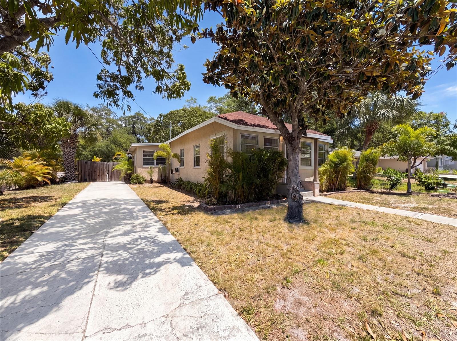 2228 N ORANGE AVE, SARASOTA, FL, 34234