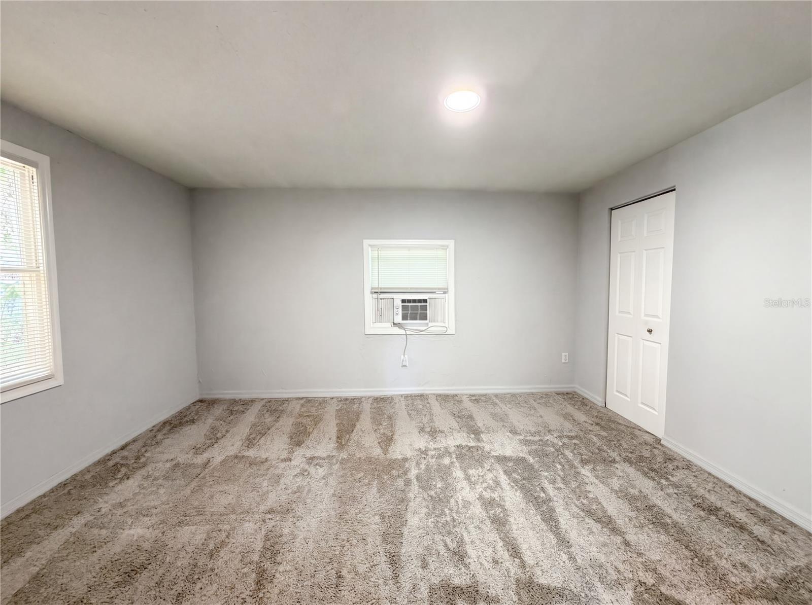 2228 N ORANGE AVE, SARASOTA, FL, 34234