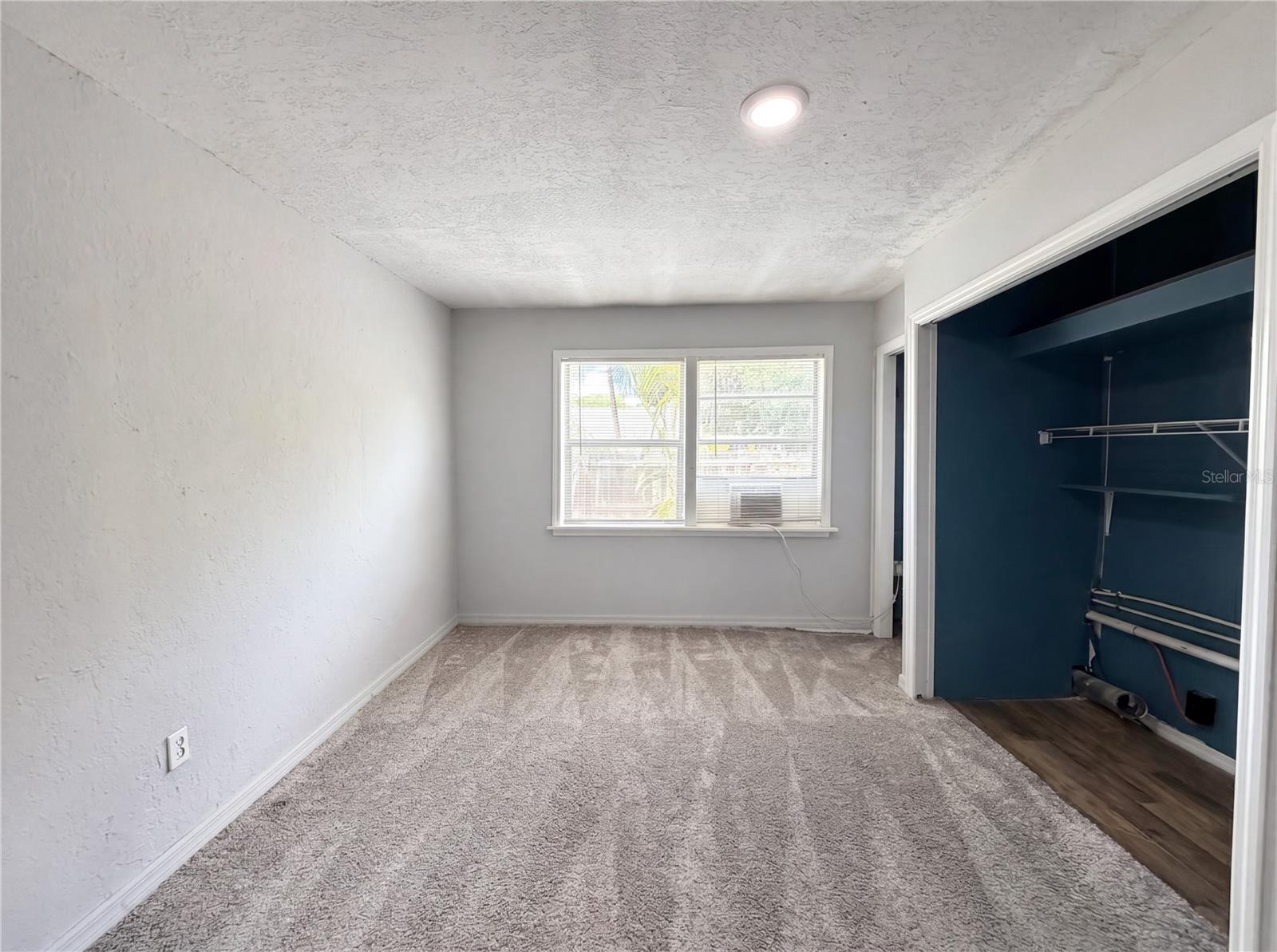 2228 N ORANGE AVE, SARASOTA, FL, 34234
