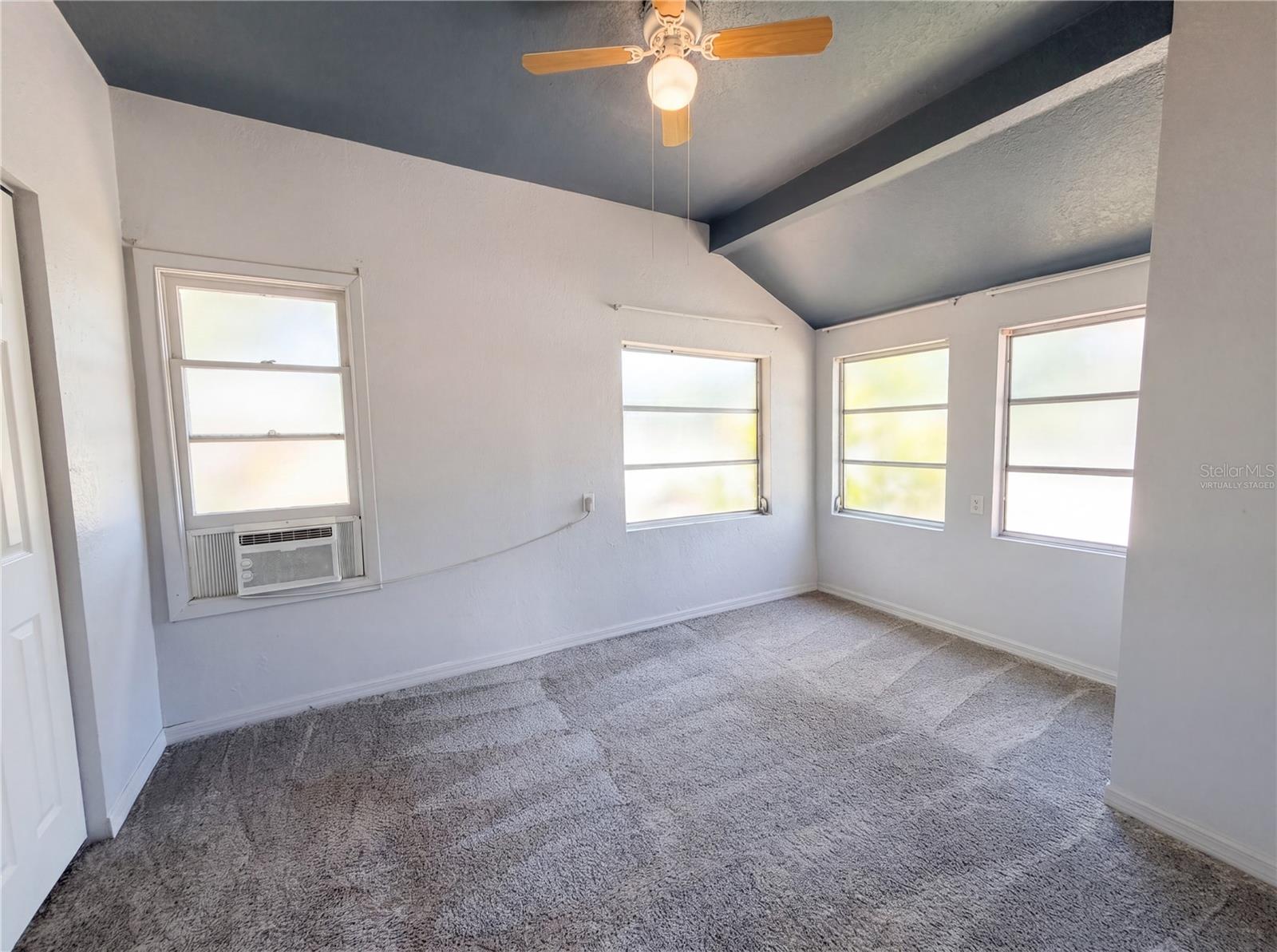 2228 N ORANGE AVE, SARASOTA, FL, 34234