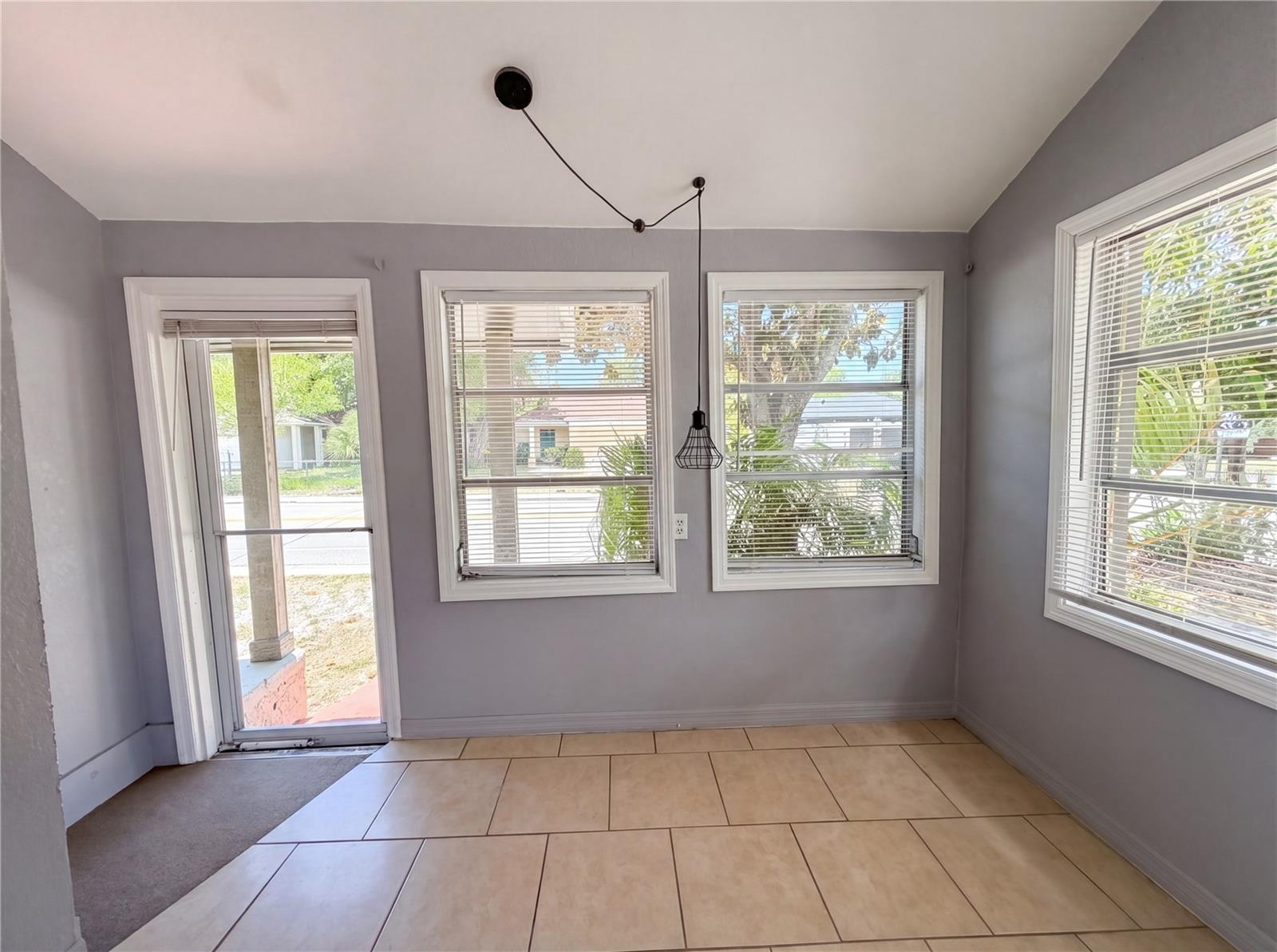 2228 N ORANGE AVE, SARASOTA, FL, 34234