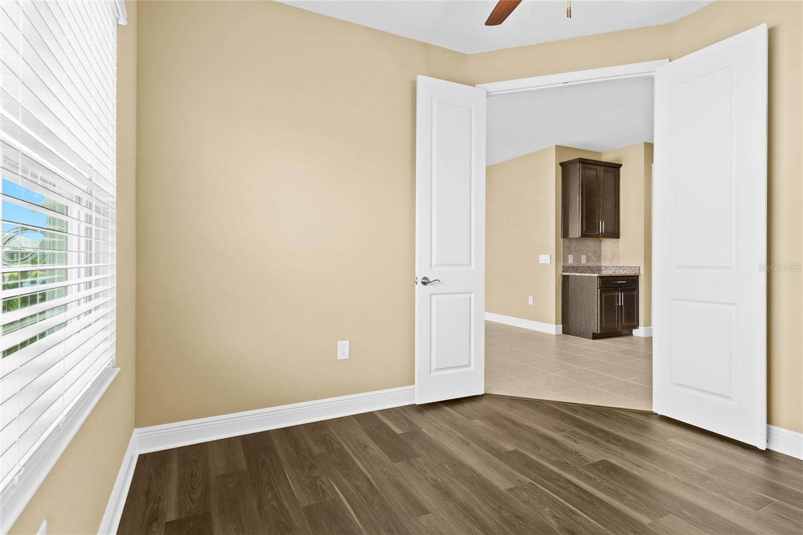 10112 LAKE WALES CIR, SARASOTA, FL, 34241