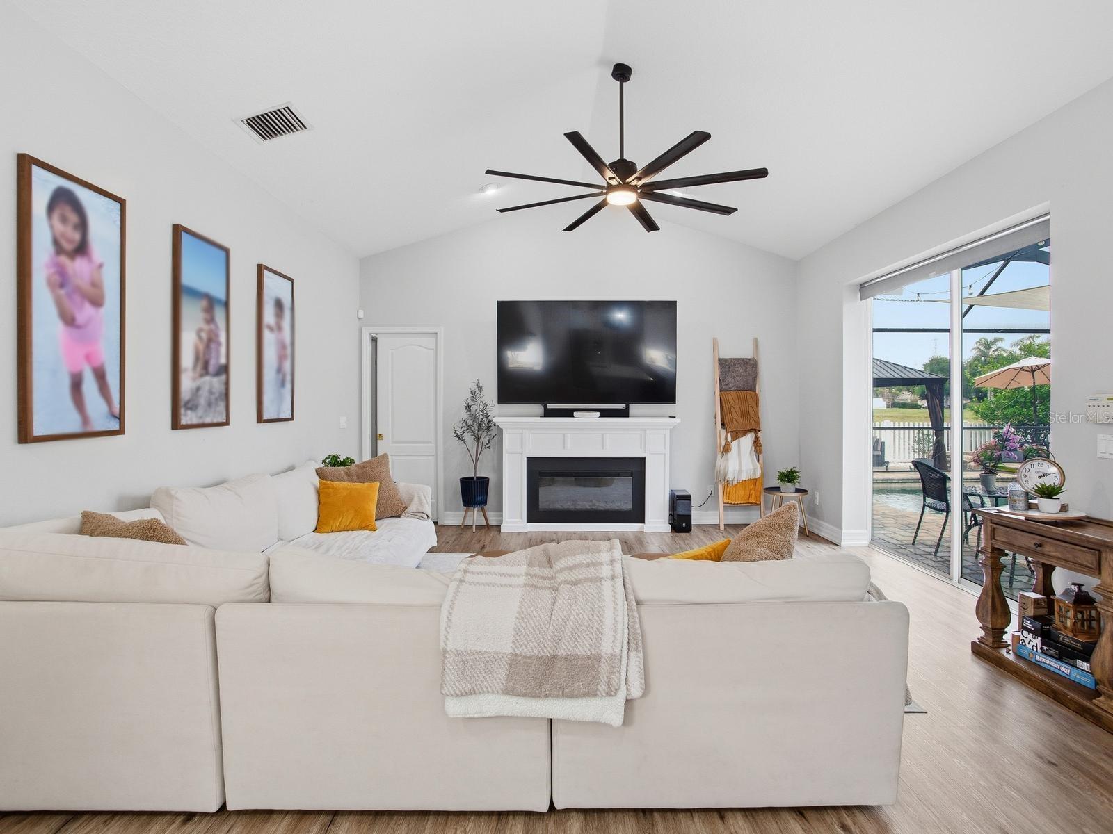 6320 NIKKI LN, TAMPA, FL, 33625