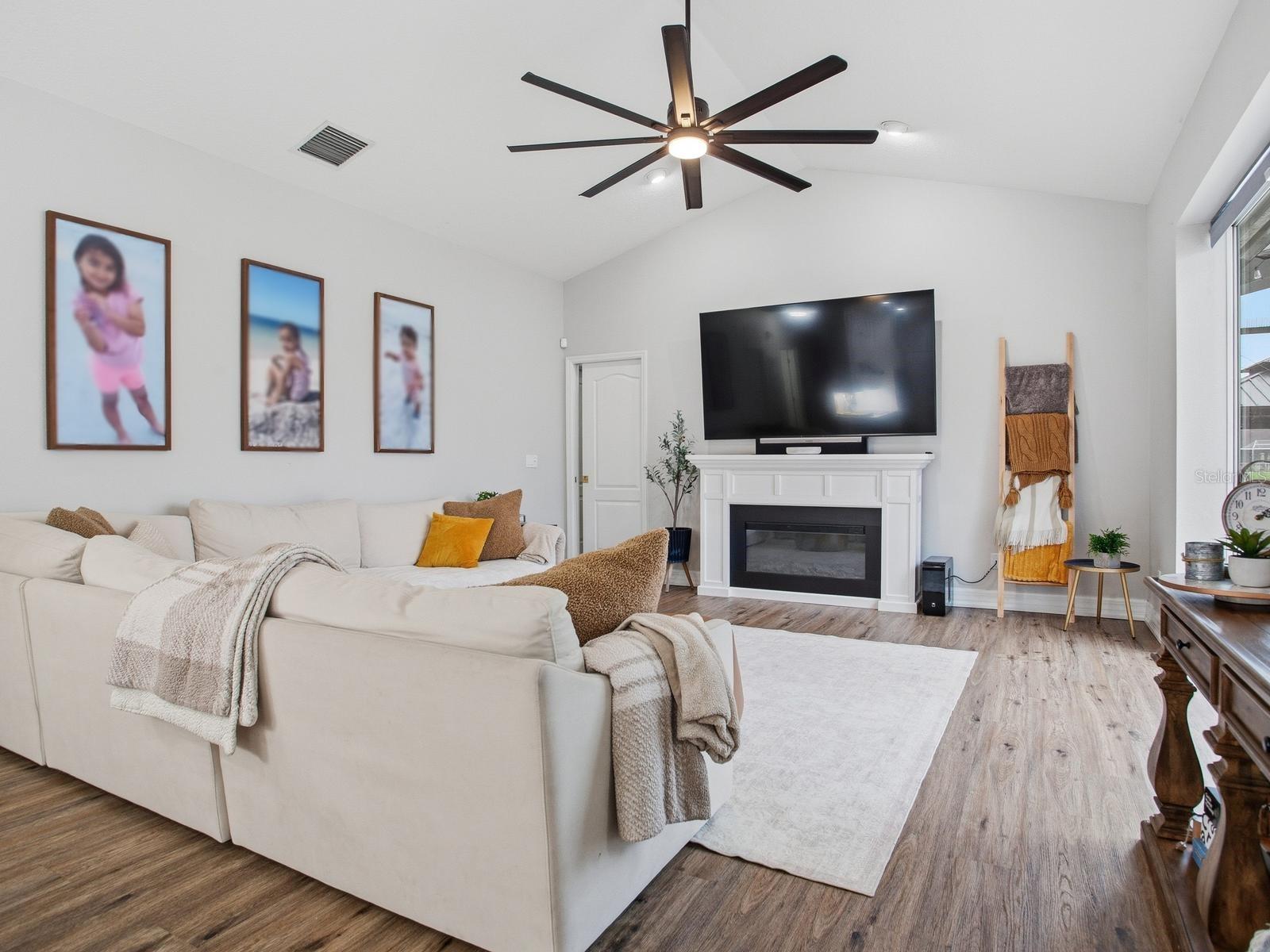 6320 NIKKI LN, TAMPA, FL, 33625