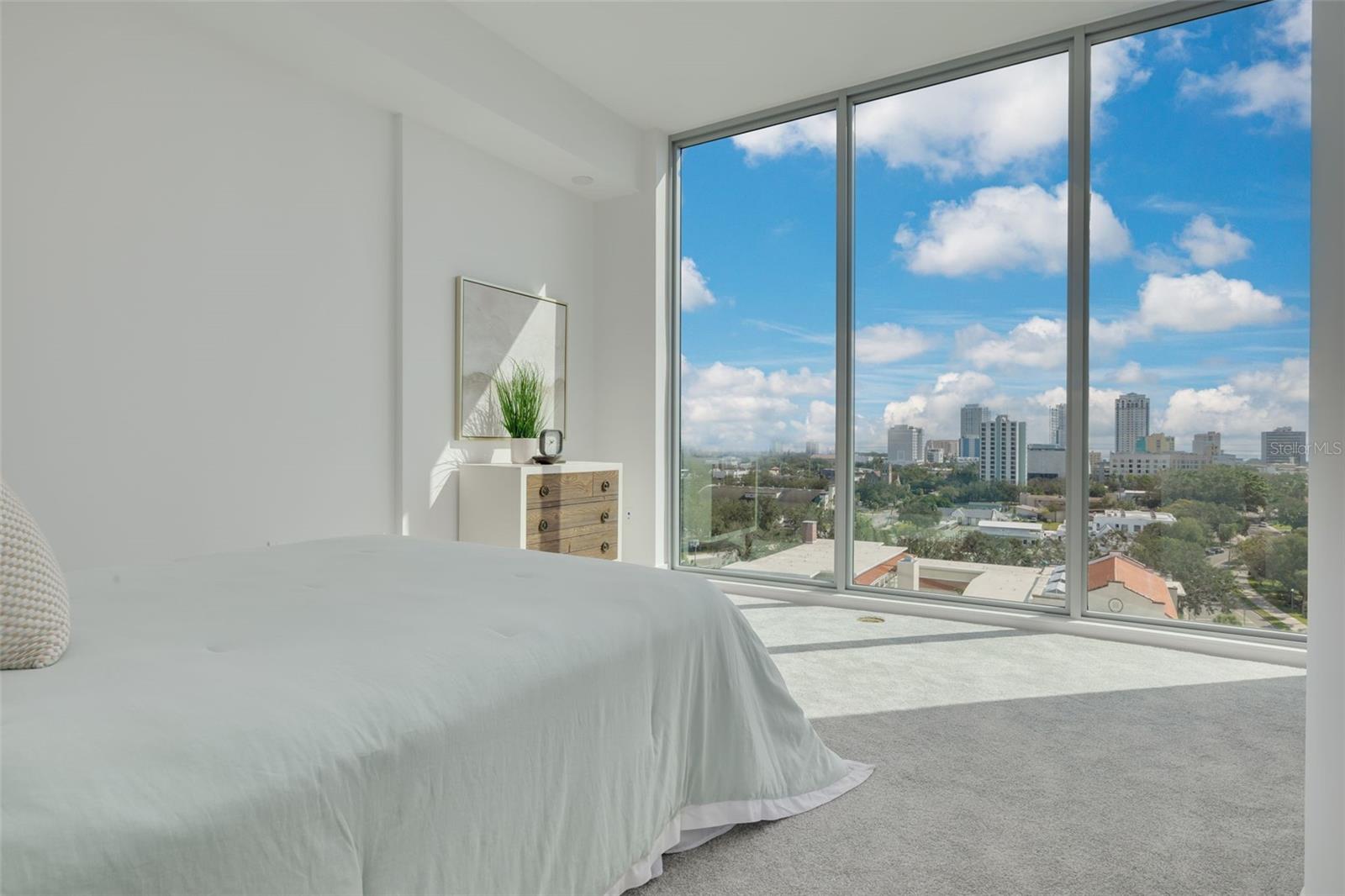 777 3RD AVE N #1104, ST PETERSBURG, FL, 33701