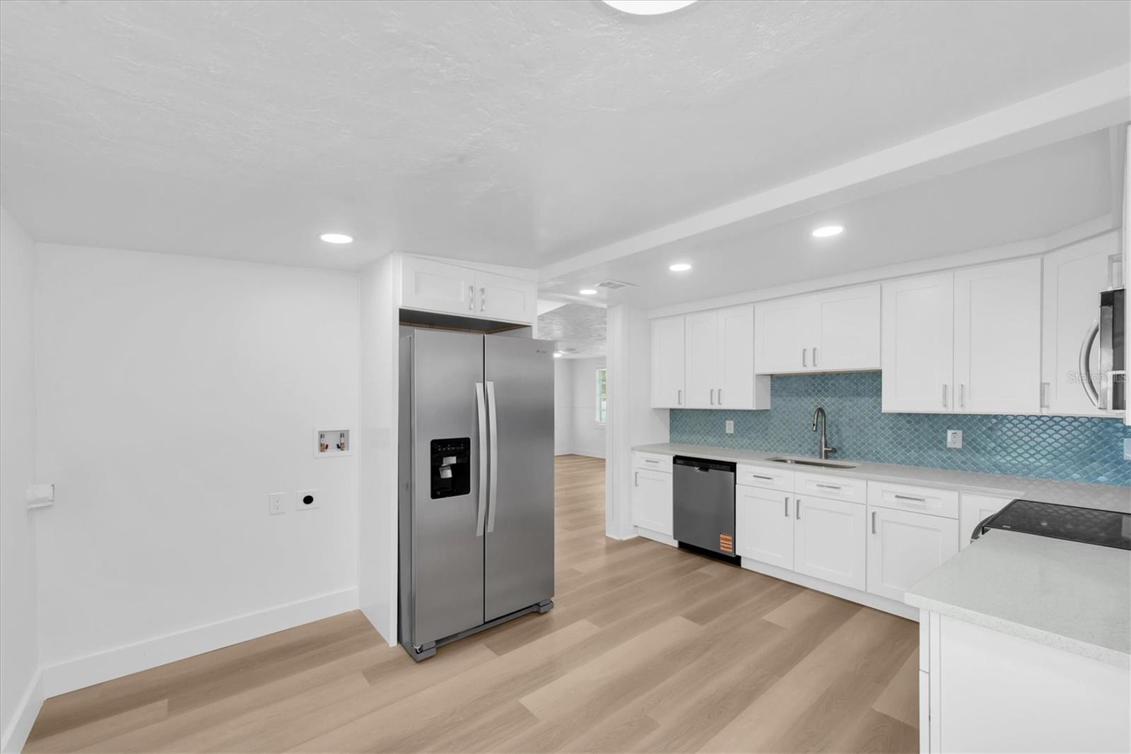 358 BOCA CIEGA DR, MADEIRA BEACH, FL, 33708