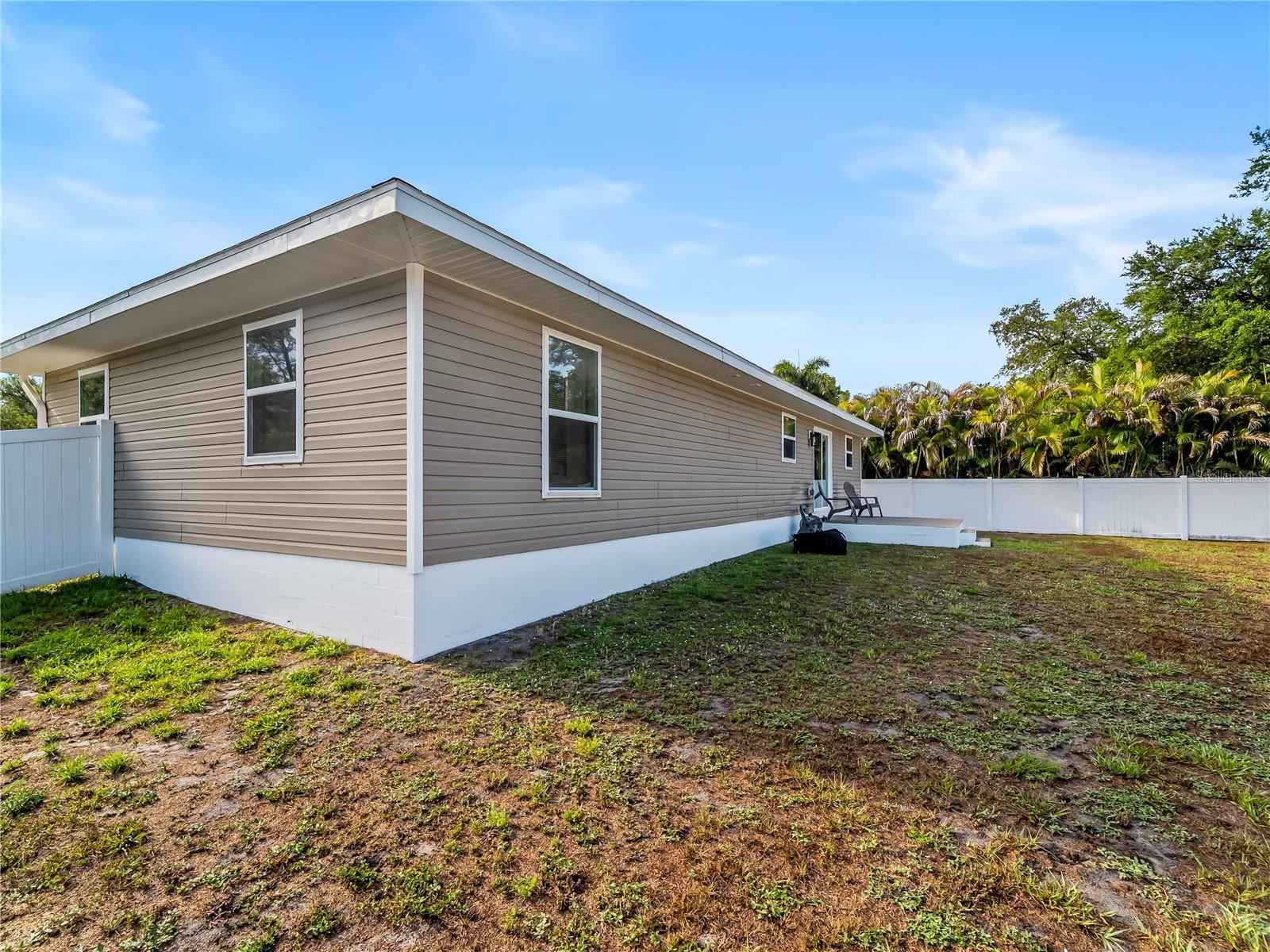 89 SANTA FE ST, PORT CHARLOTTE, FL, 33953