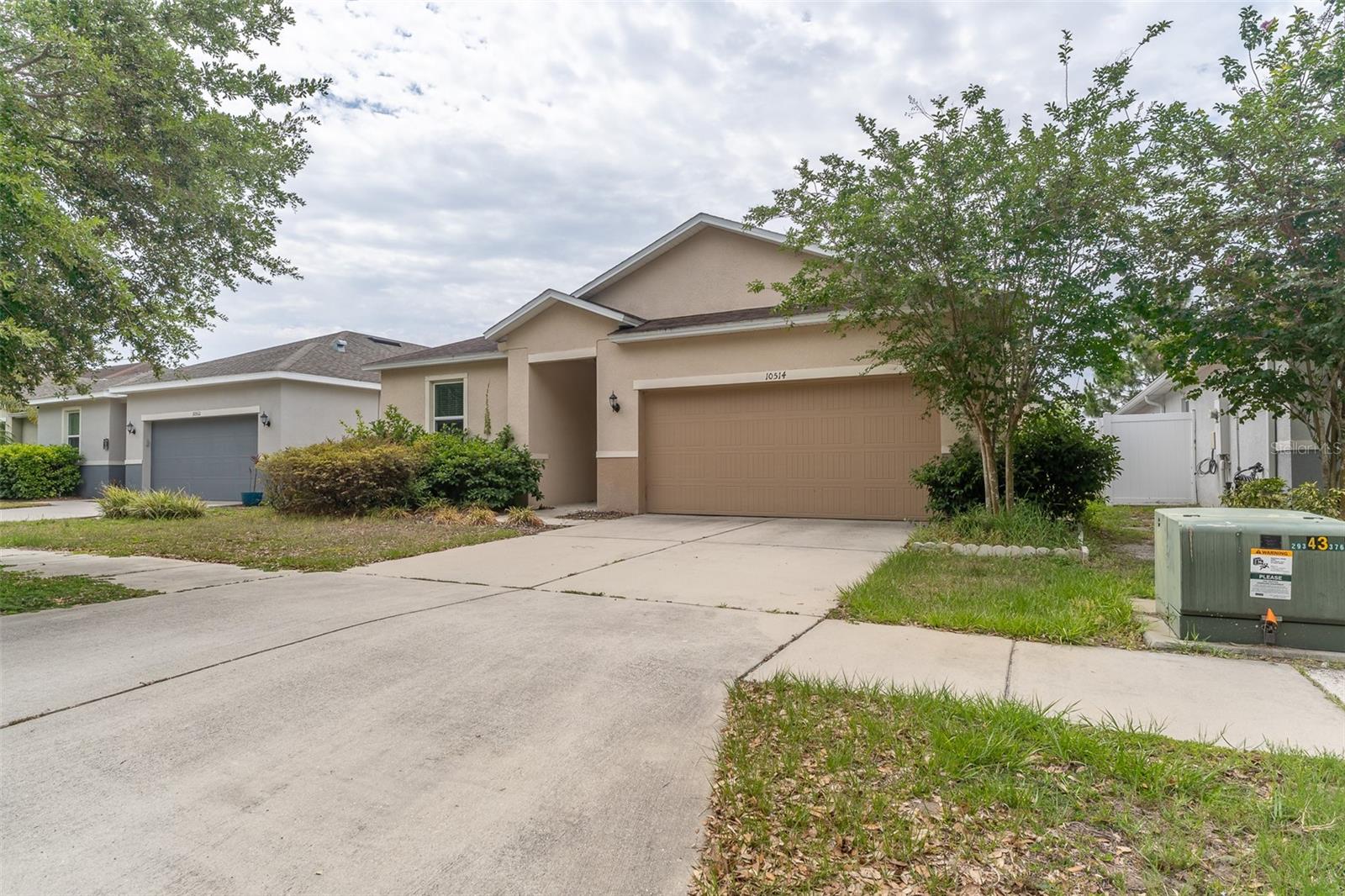 10514 MEDFORD LAKE DR, RIVERVIEW, FL, 33578