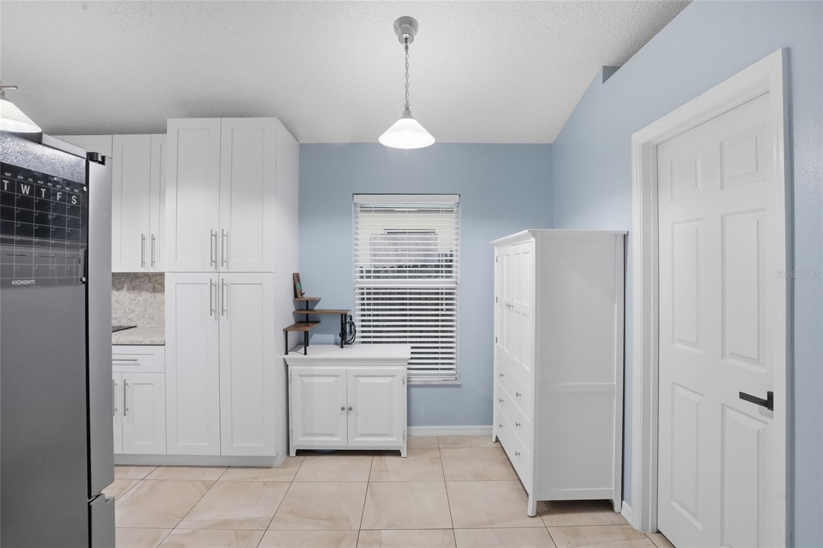2015 CORNER SCHOOL DR, ORLANDO, FL, 32820