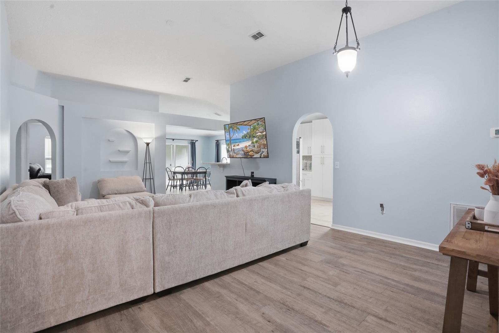2015 CORNER SCHOOL DR, ORLANDO, FL, 32820
